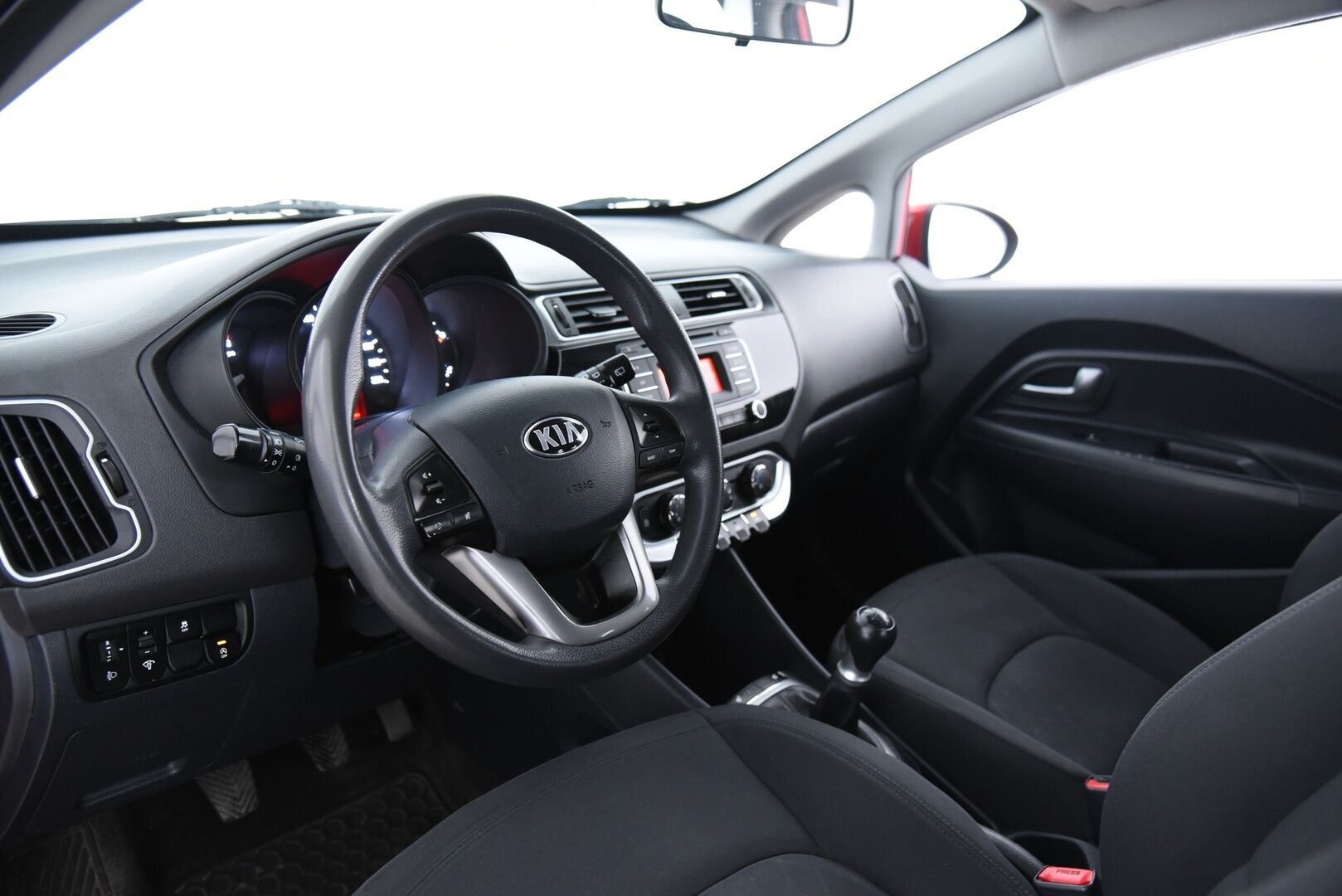 Kia Rio 2016 1,2 ISG LX 5D EcoDynamics / Suomi-Auto / Ilmastointi / Aux - Kahdet renkaat / Huoltokirja
