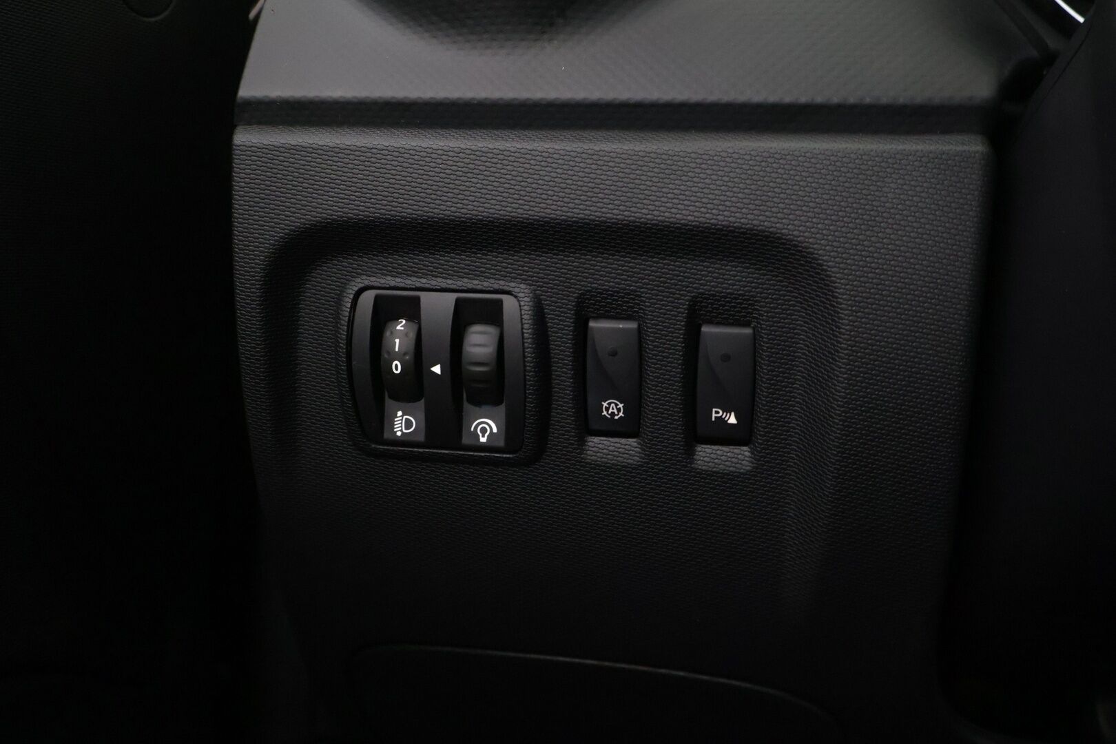 Renault Captur 2016 TCe 120 S&S EDC-aut Navi Style - Kahdet hyvät renkaat / vakkari / navi / kessy