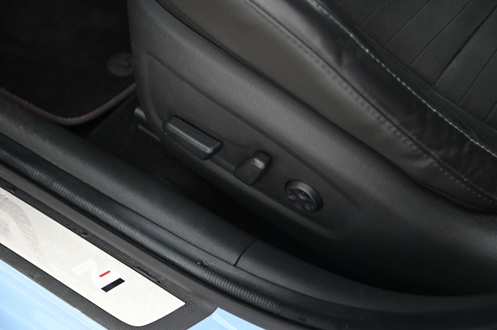 Hyundai i30 5d 2018 N 2,0 T-GDI 6MT Performance Pack - *Seuraava katsastus 03/28 / 2x Renkaat&alumiinivanteet / Merkkihuollettu!*