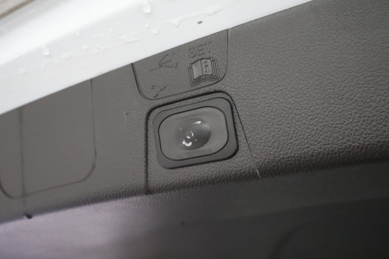 Ford C-Max 2016 Compact 1,5 EcoBoost 150 hv start/stop M6 Titanium / Vakkari / P-kamera / Koukku / Lohkolämmitin / Ratinlämmitin - *JAKOHIHNA VAIHDETTU 08/25* / Huoltokirja / Sähköluukku / Särmä Suomi-auto / Pienet kulut
