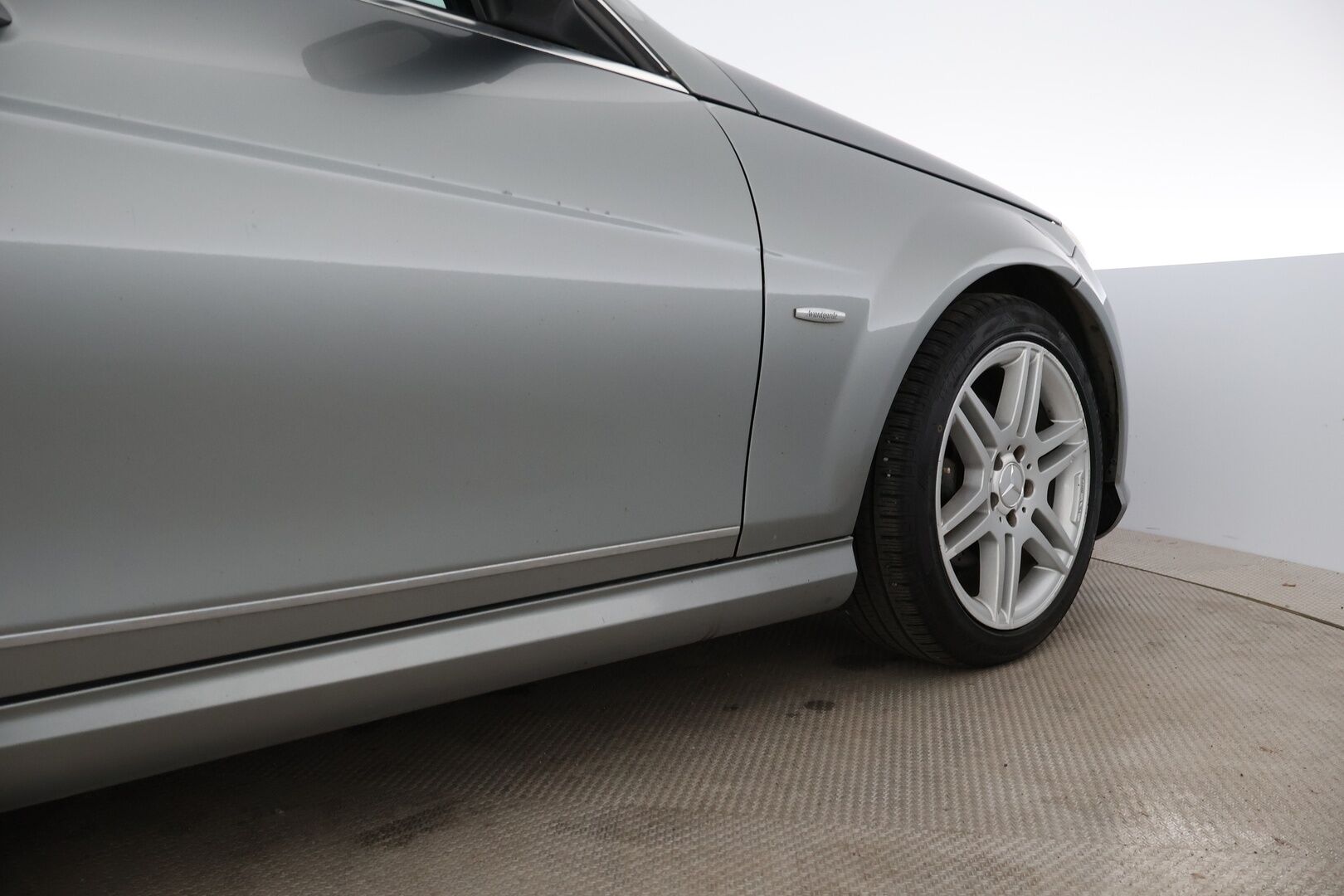 Mercedes-Benz C 2008 MYYDÄÄN HUUTOKAUPAT.COM