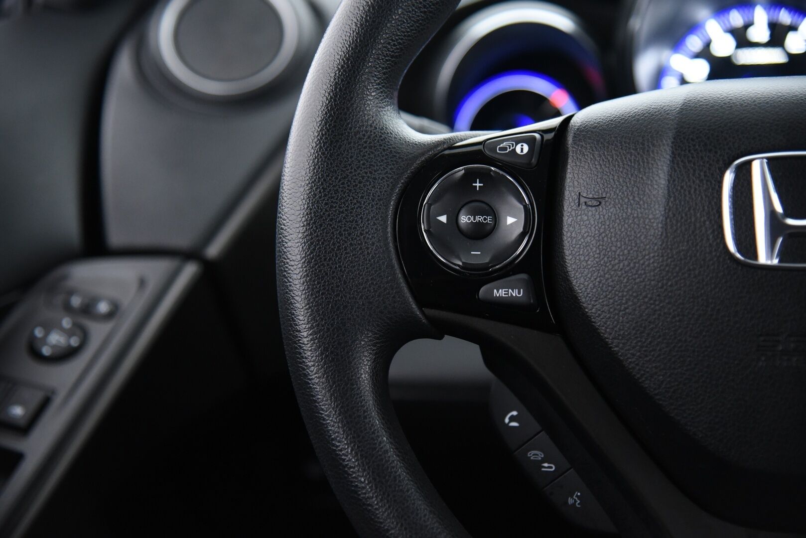 Honda Civic 2015 5D 1,4i Comfort / Vakkari / Lohko / Lisävalo / Suomi-auto - Siisti Civic / Tulossa myyntiin! 