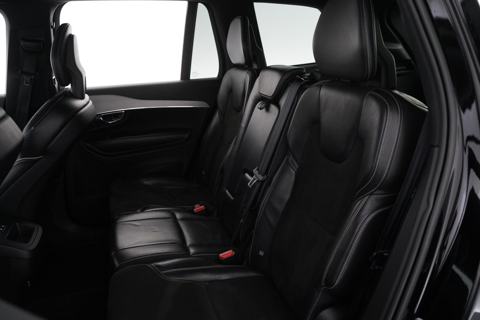 Volvo XC90 2016 D5 AWD R-Design aut *Kamera / Muistipenkit / Koukku* - Suomi-auto / 7-Paikkainen / Kahdet hyvät renkaat / Turbo vaihdettu