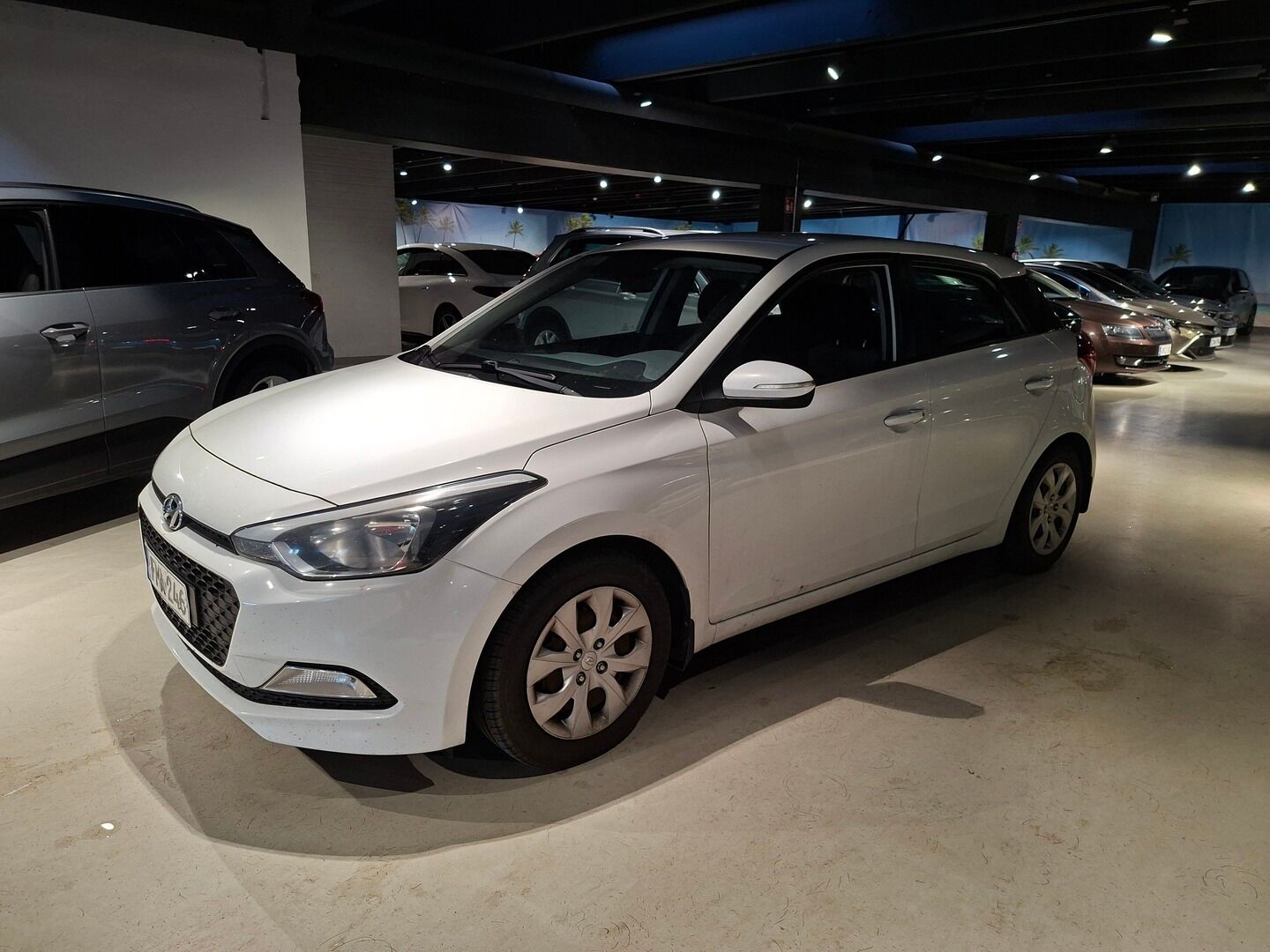 Hyundai i20 5d 2015 1,2 5MT ISG Classic Plus - 1-om. Suomi-auto / Lohko+sis.pistoke / Ilmastointi / Merkkihuollettu / 2x renkaat / Siisti!