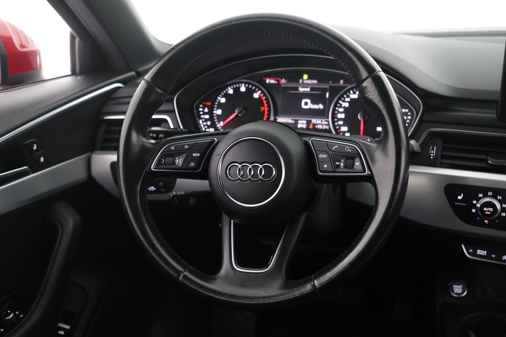 Audi A4 2016 Sedan Business Sport 2,0 TFSI 140 kW S tronic - Todella näyttävä | Hyvin varusteltu | Tehokas 2.0 TFSI |