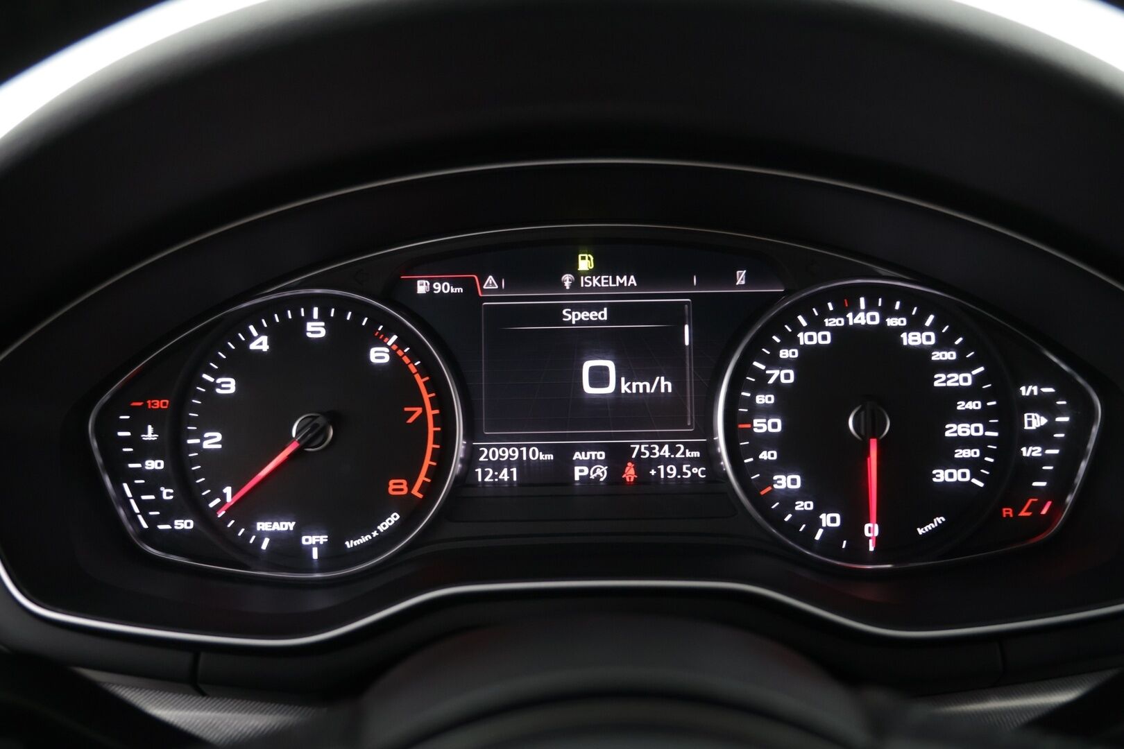 Audi A4 2016 Sedan Business Sport 2,0 TFSI 140 kW S tronic - Todella näyttävä | Hyvin varusteltu | Tehokas 2.0 TFSI |