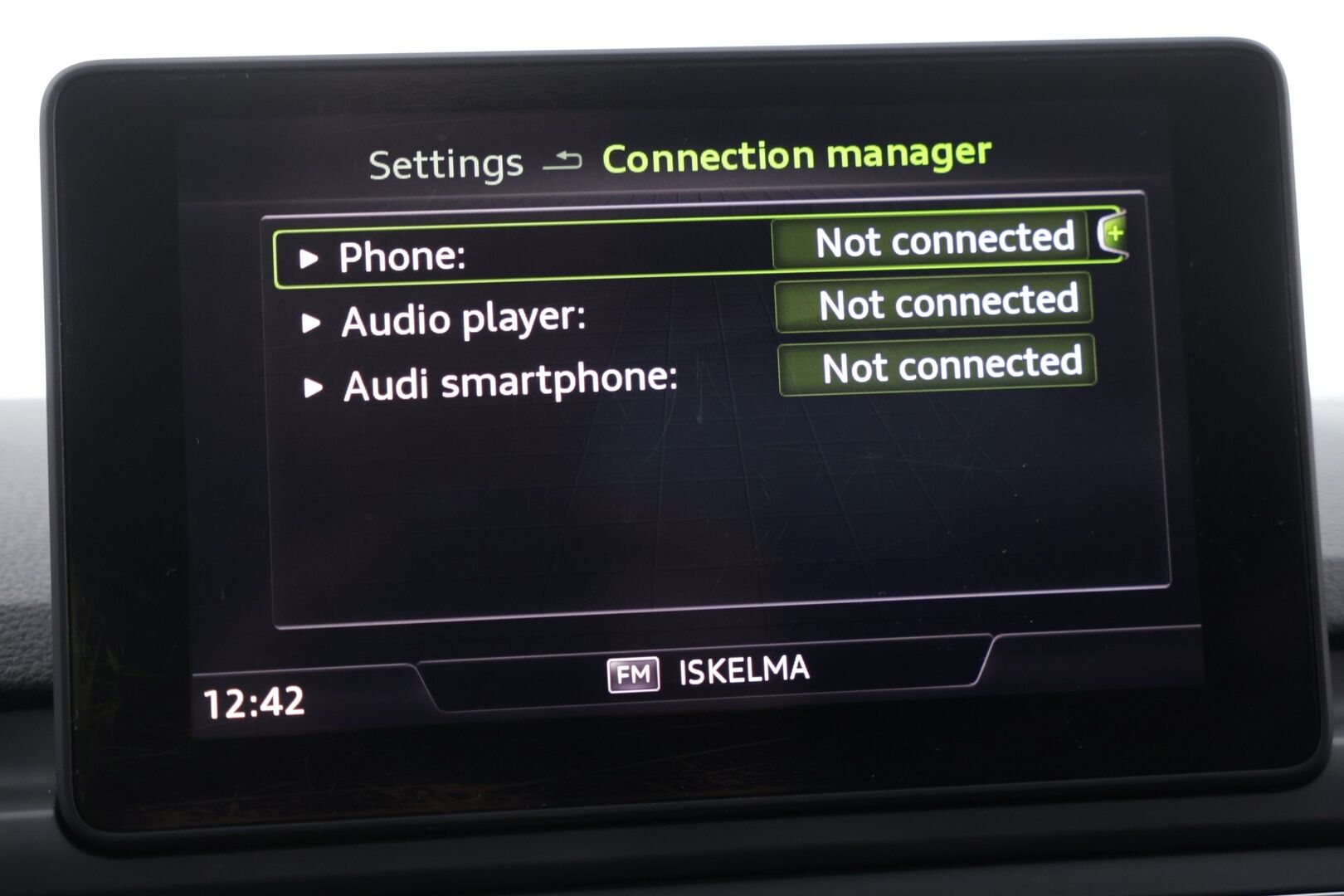 Audi A4 2016 Sedan Business Sport 2,0 TFSI 140 kW S tronic - Todella näyttävä | Hyvin varusteltu | Tehokas 2.0 TFSI |