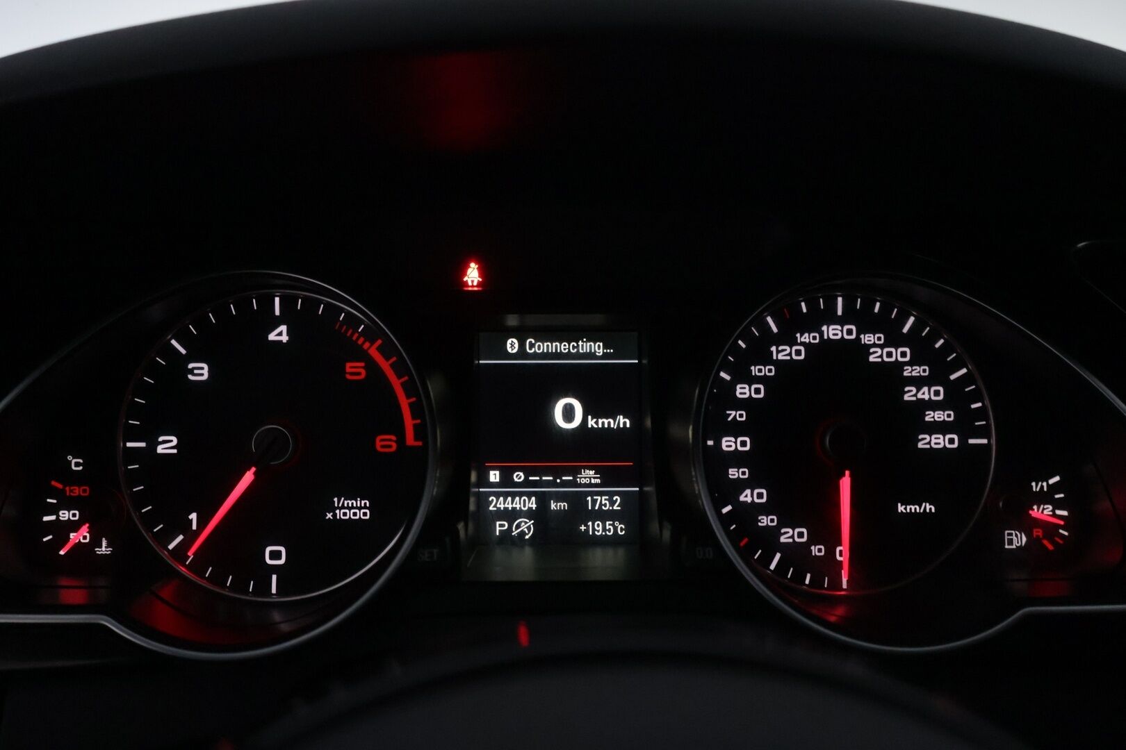 Audi A5 2016 Sportback Land of quattro Edition 2,0 TDI 140 kW quattro S tronic - | S-Line ulkopaketti | Nahka-alcantara | Xenon | Lohko+sisäpistoke | Navi | Vakkari |