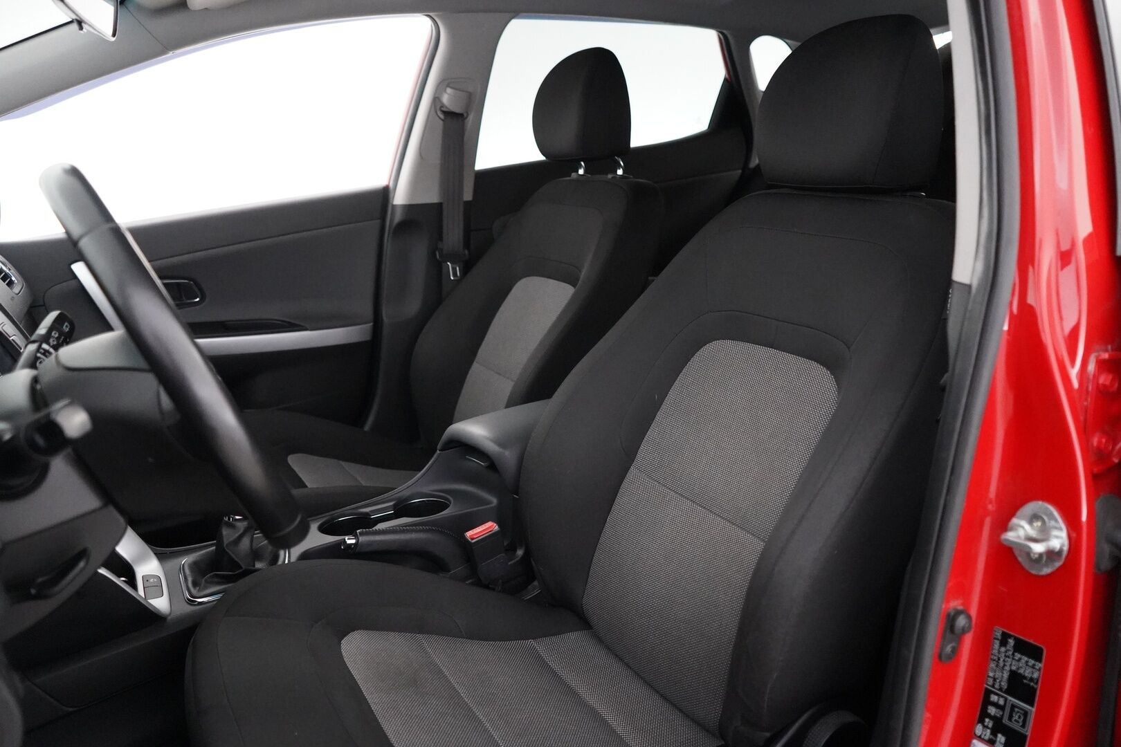 Kia cee'd 2016 1,6 CRDi ISG 136hv EX 5D EcoDynamics * Webasto / Vakkari / Tutka / Ratinlämmitin / Bluetooth * - KATSO MIHIN HINTAAN! / Suomi-auto / Kahdet Kian vanteet / Juuri katsastettu! - HULLUT AVAJAISHULINAT KORKOTARJOUS 3,29 %