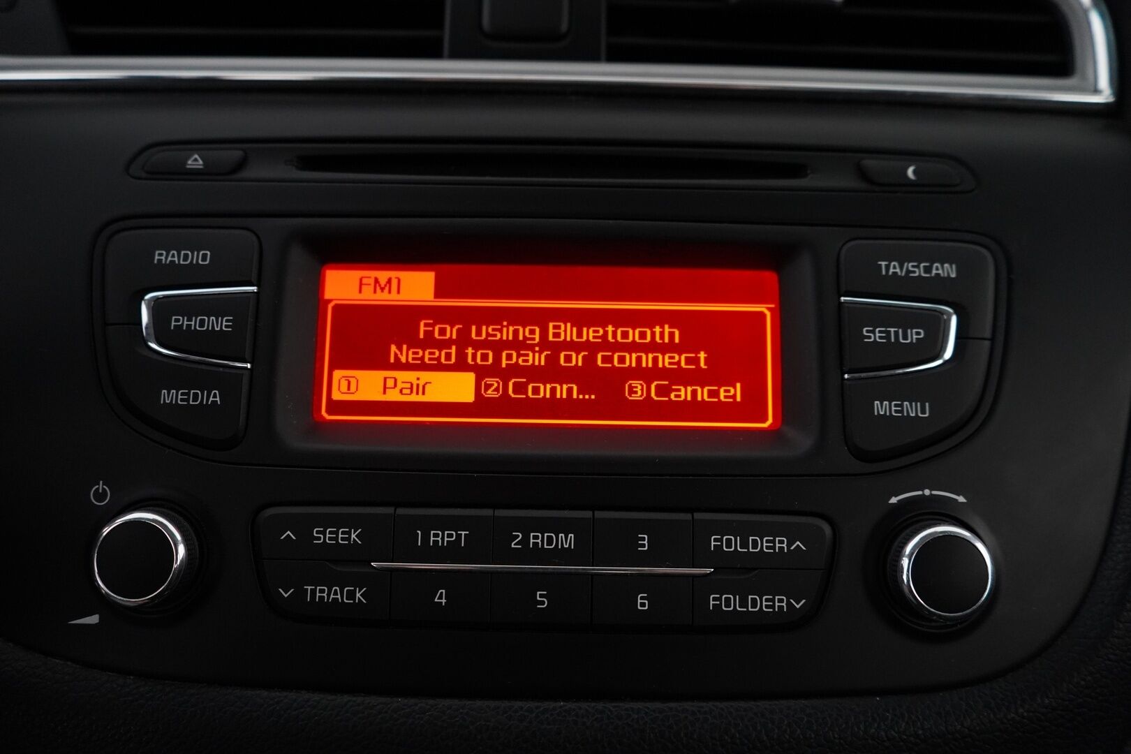 Kia cee'd 2016 1,6 CRDi ISG 136hv EX 5D EcoDynamics * Vakkari / Webasto / Tutka / Ratinlämmitin / Bluetooth * - Suomi-auto / Kahdet Kian vanteet / Auto myydään juuri katsastettuna!