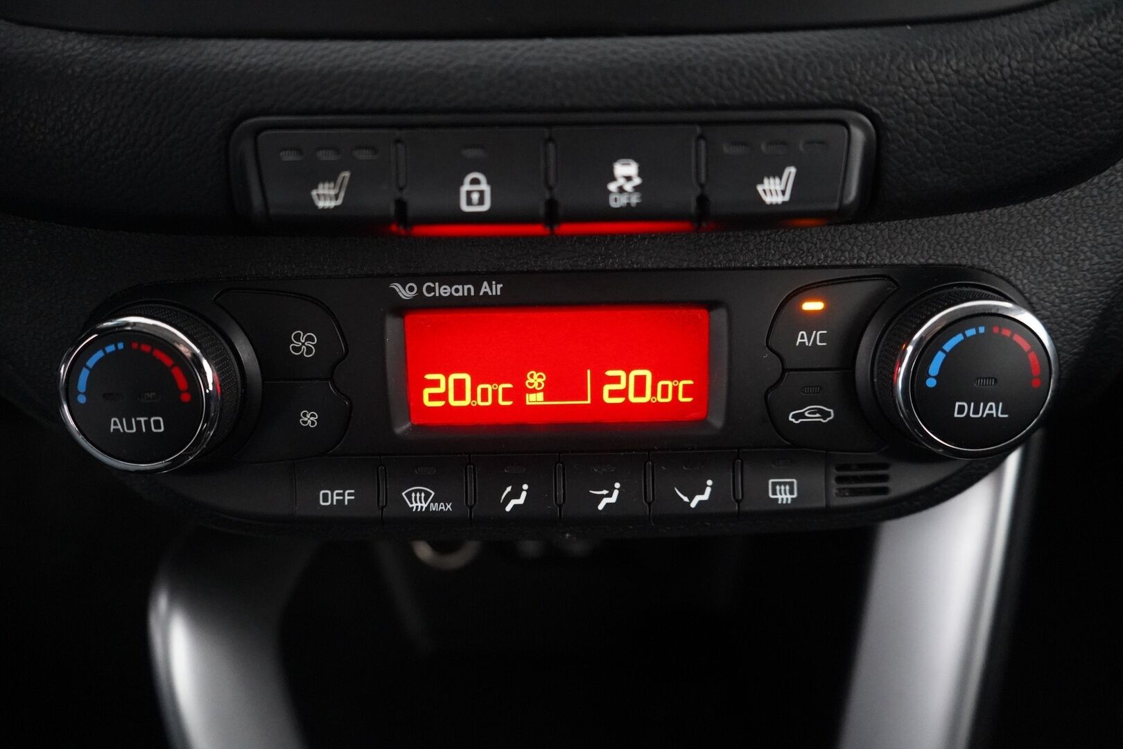 Kia cee'd 2016 1,6 CRDi ISG 136hv EX 5D EcoDynamics * Webasto / Vakkari / Tutka / Ratinlämmitin / Bluetooth * - KATSO MIHIN HINTAAN! / Suomi-auto / Kahdet Kian vanteet / Juuri katsastettu! - HULLUT AVAJAISHULINAT KORKOTARJOUS 3,29 %