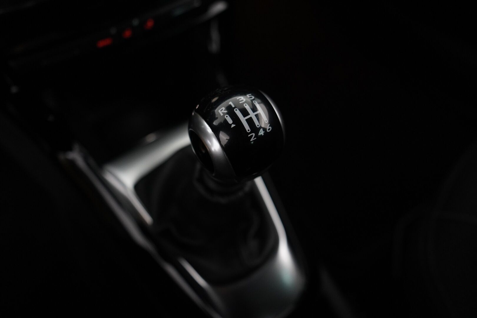 DS 3 2016 PureTech 130 So Chic *Tutkat / LED / Cruise* - Suomi-auto / Kahdet hyvät renkaat / Jakohihna vaihdettu 100tkm / Viimeisin huolto 118tkm