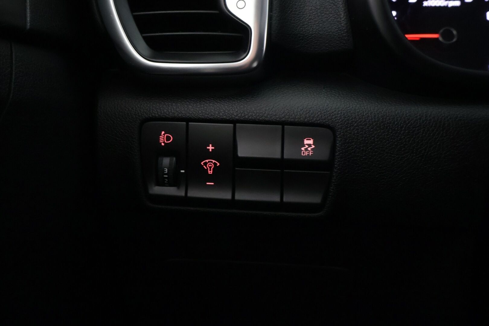 Kia Sportage 2016 1,6 ISG Urban LX EcoDynamics  *Koukku / Vakkari / Lohko + sisä / Led päiväajovalot!* - Juuri katsastettu / Kahdet uudet renkaat / Särmä huoltokirja