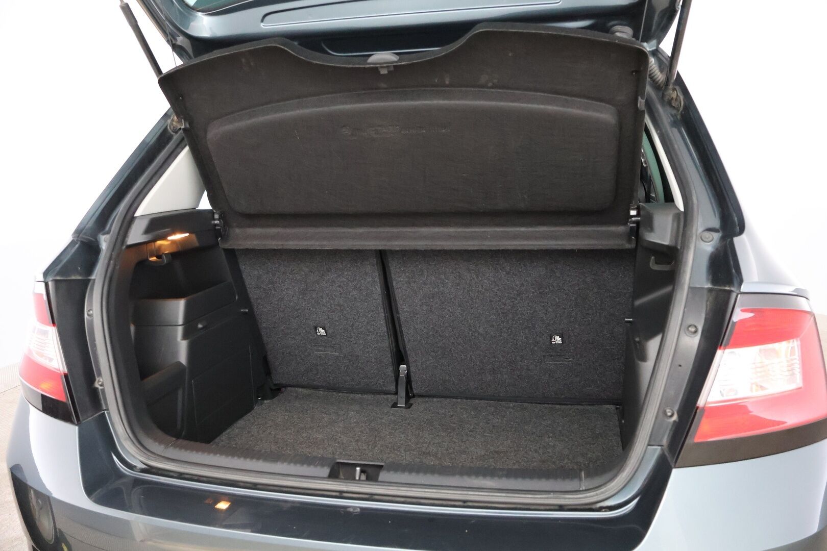 Skoda Fabia 2016 1,2 TSI 90 Monte Carlo - Suomiauto / Lasikatto / Vakkari / Keyless / P-tutka / 2x hyvät renkaat / Juuri saapunut Tampereelle!