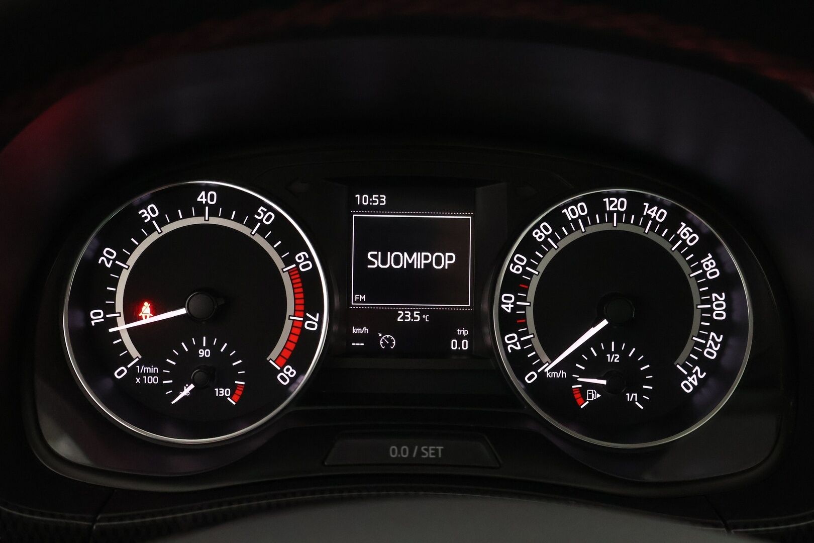 Skoda Fabia 2016 1,2 TSI 90 Monte Carlo - Suomiauto / Lasikatto / Vakkari / Keyless / P-tutka / 2x hyvät renkaat / Juuri saapunut Tampereelle!