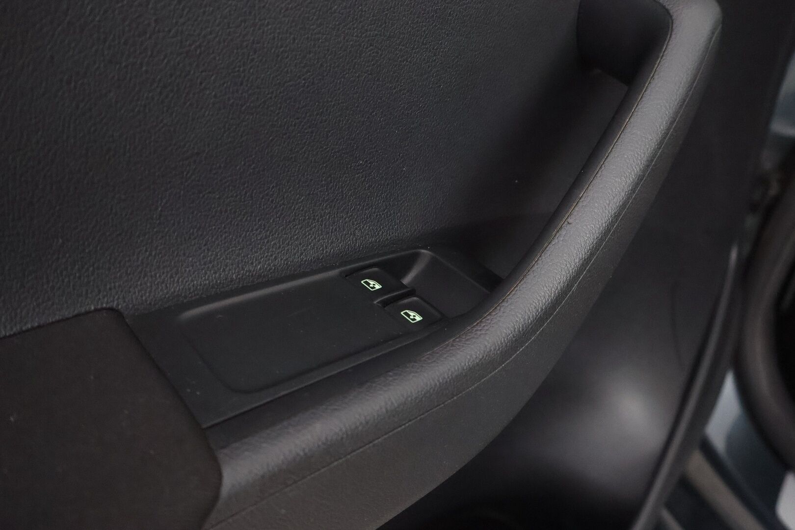 Skoda Fabia 2016 1,2 TSI 90 Monte Carlo - Suomiauto / Lasikatto / Vakkari / Keyless / P-tutka / 2x hyvät renkaat / Juuri saapunut Tampereelle!