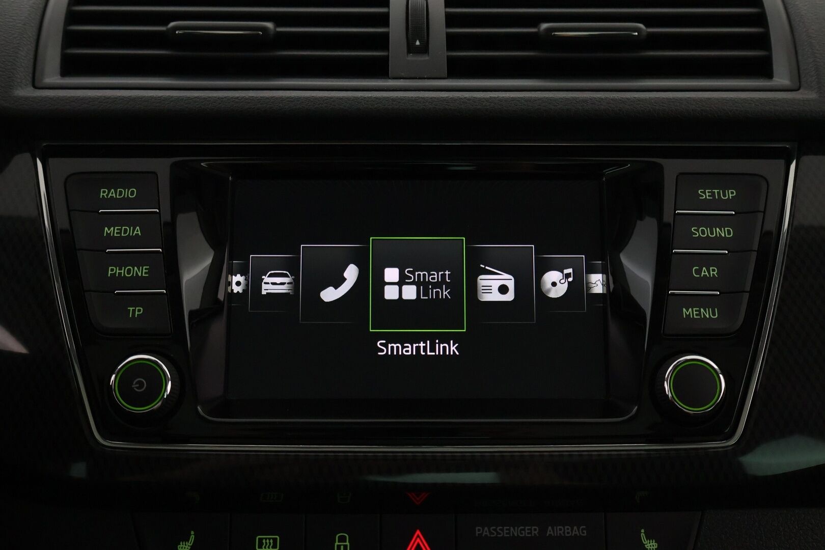 Skoda Fabia 2016 1,2 TSI 90 Monte Carlo - Suomiauto / Lasikatto / Vakkari / Keyless / P-tutka / 2x hyvät renkaat / Juuri saapunut Tampereelle!
