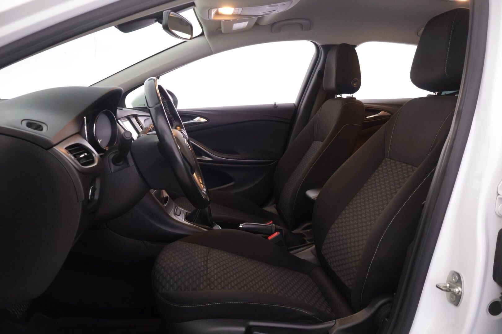 Opel Astra 2016 5-ov Enjoy 1,0 Turbo Start/Stop 77kW ECT5 - Suomi-auto | Vakkari | Lohko+sisäpistoke | Tutkat eteen ja taakse | Siisti ja hyvin huollettu yksilö! | Uudet kesärenkaat!