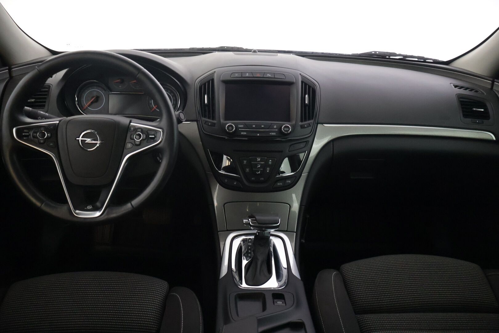 Opel Insignia 2016 5-ov Edition 1,6 Turbo 125kW AT6 - ACC | Suomi-auto | Tutkat | Webasto | Navi | Xenon | Ratinlämmitin |
