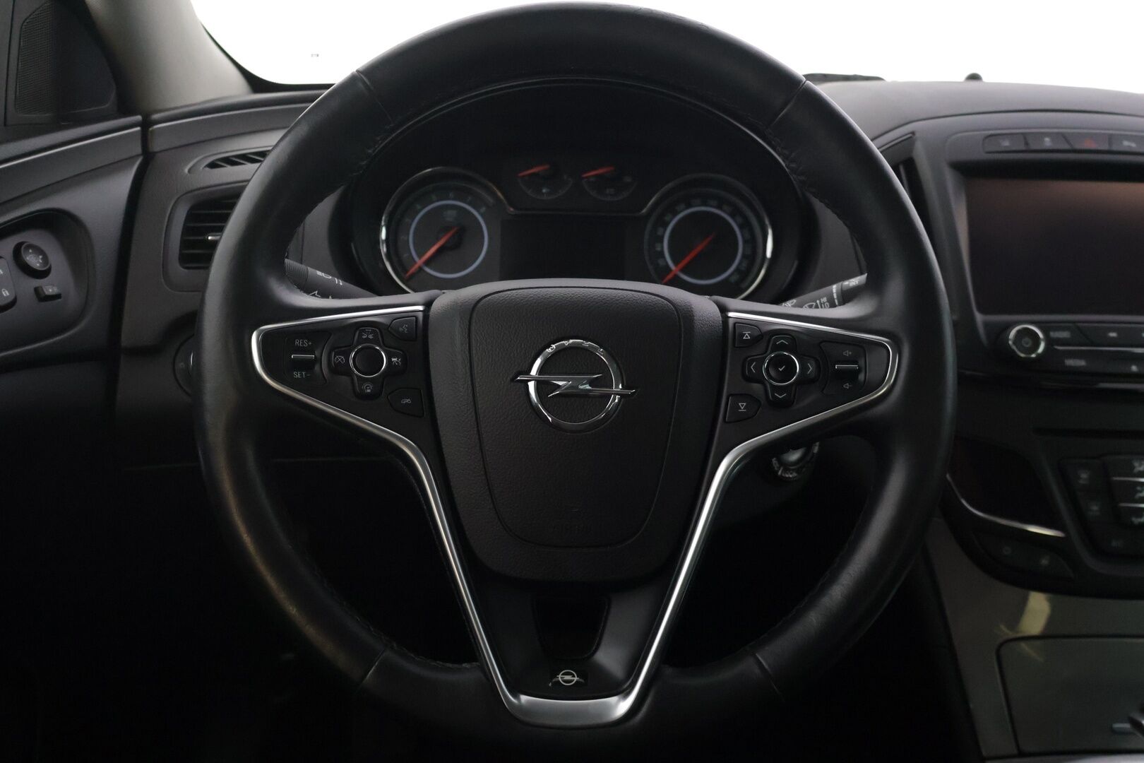 Opel Insignia 2016 5-ov Edition 1,6 Turbo 125kW AT6 - ACC | Suomi-auto | Tutkat | Webasto | Navi | Xenon | Ratinlämmitin |