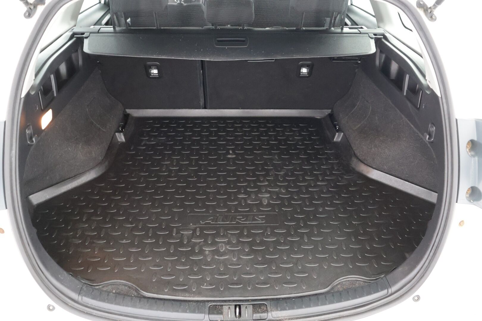Toyota Auris 2016 Touring Sports 1,2 T Active Multidrive S - Suomi-auto | 2-OM | 2x renkaat | Tutkat | 2x avaimet