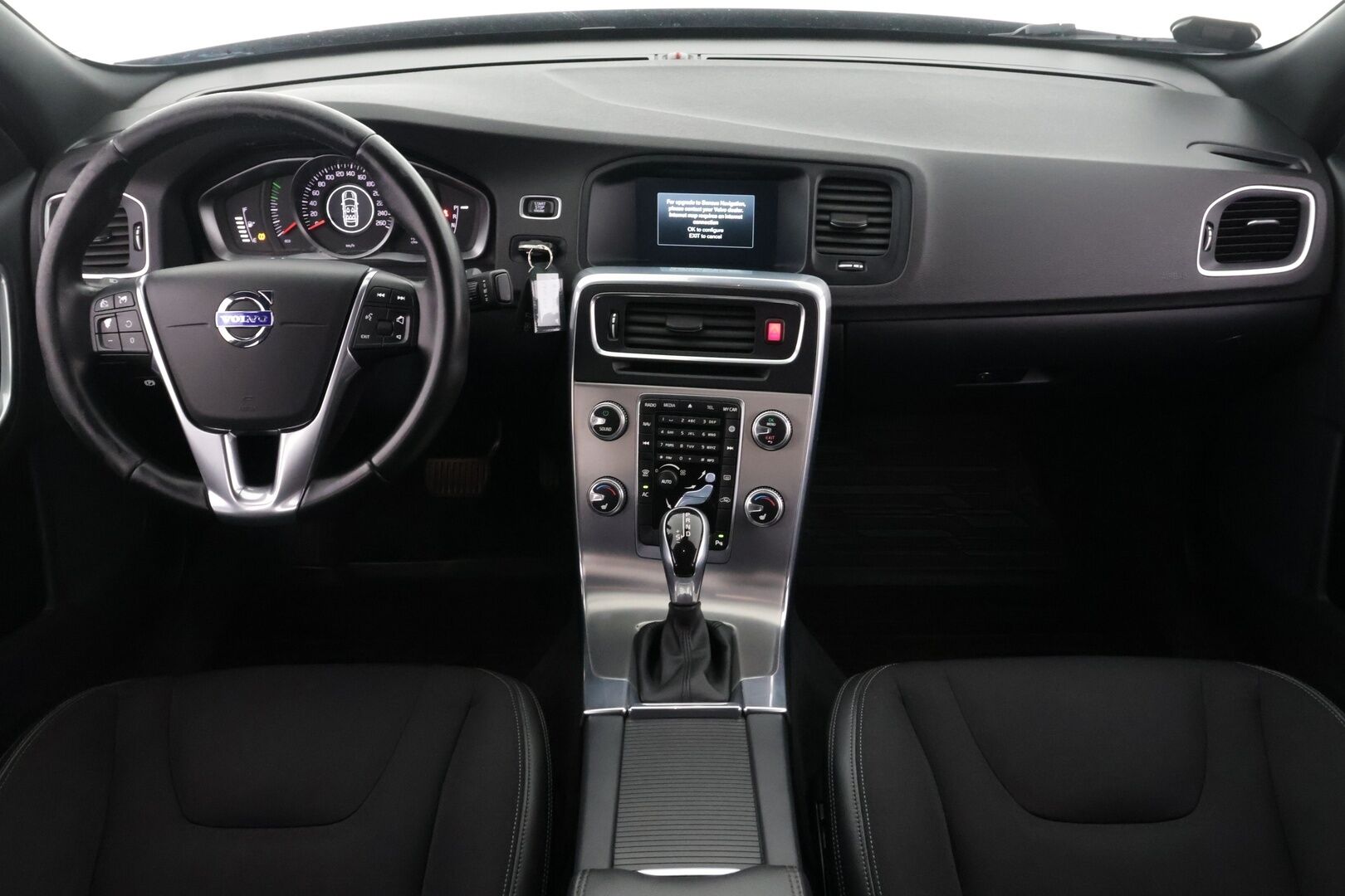 Volvo S60 2016 D4 AWD Business aut - Vakkari | Koukku | Ei-Adblue järjestelmää | Suomi-auto | Vahva Nelikko |