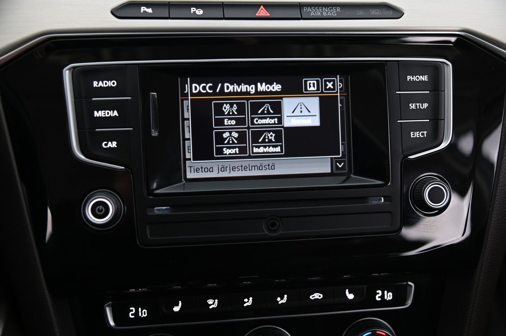 Volkswagen Passat 2016 Variant Highline 2,0 TSI 206 kW (280 hv) 4MOTION DSG *Webasto / Adapt. Vakkari / Koukku / Nahka-alcantra / Vetokoukku* - Juuri Katsastettu! / Led-ajovalot / Ergo-Comfort*