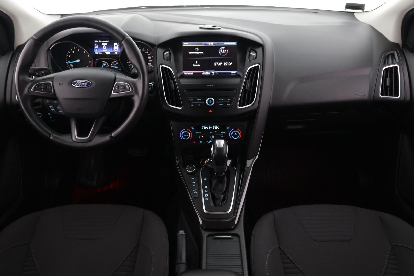 Ford Focus 2016 1,0 EcoBoost 125 hv Start/Stop A6 Titanium Wagon / Tutkat / Vakkari / BLIS / Bluetooth - 2x vanteet / Erittäin hyväkuntoiset renkaat / Suomi-auto