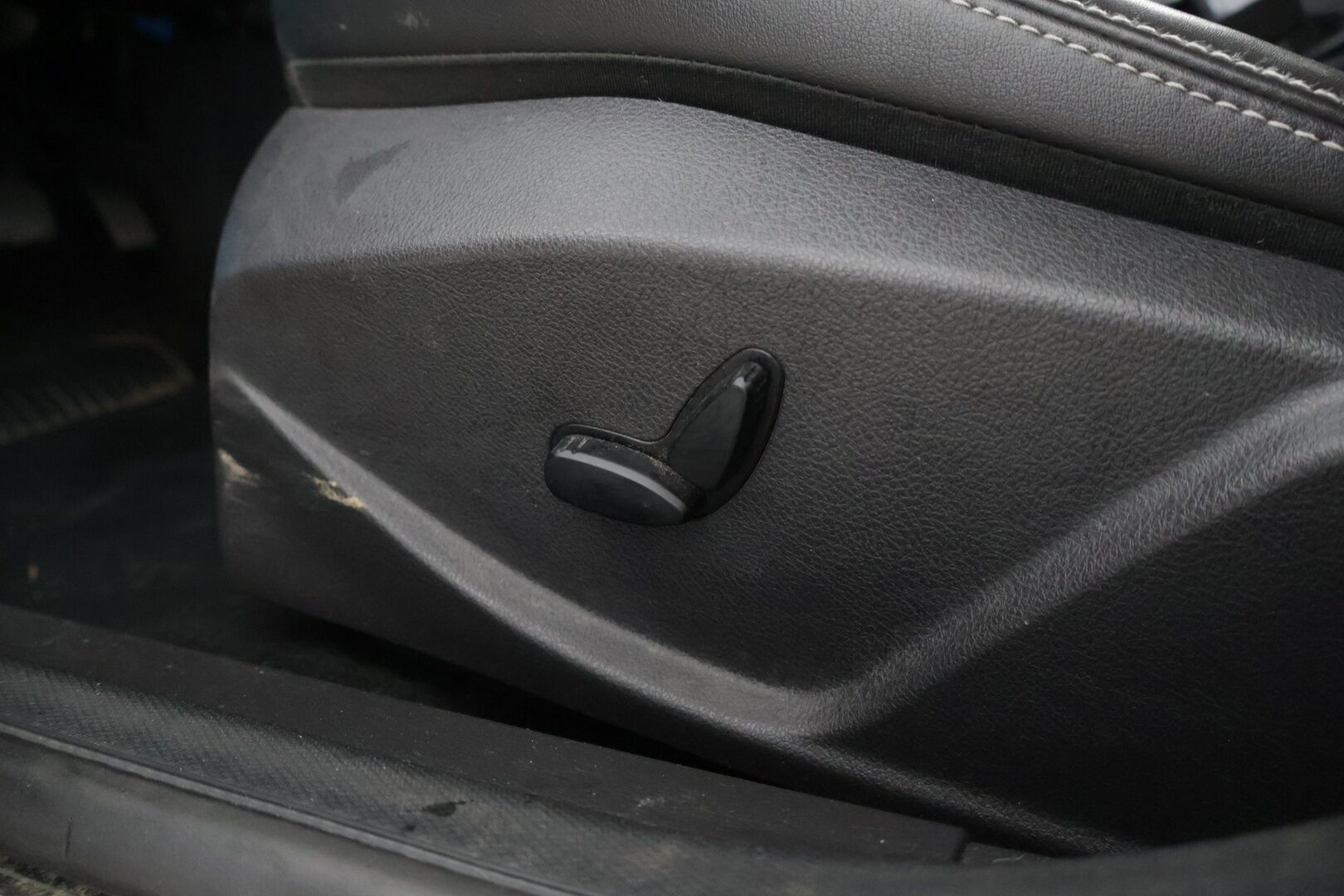 Ford Focus 2016 2,0 TDCi 150 hv PowerShift A6 Titanium** Kamera / Adapt. Vakkari / Koukku / Puolinahat** - Juuri huollettu! Kahdet renkaat! Sähköpenkit!