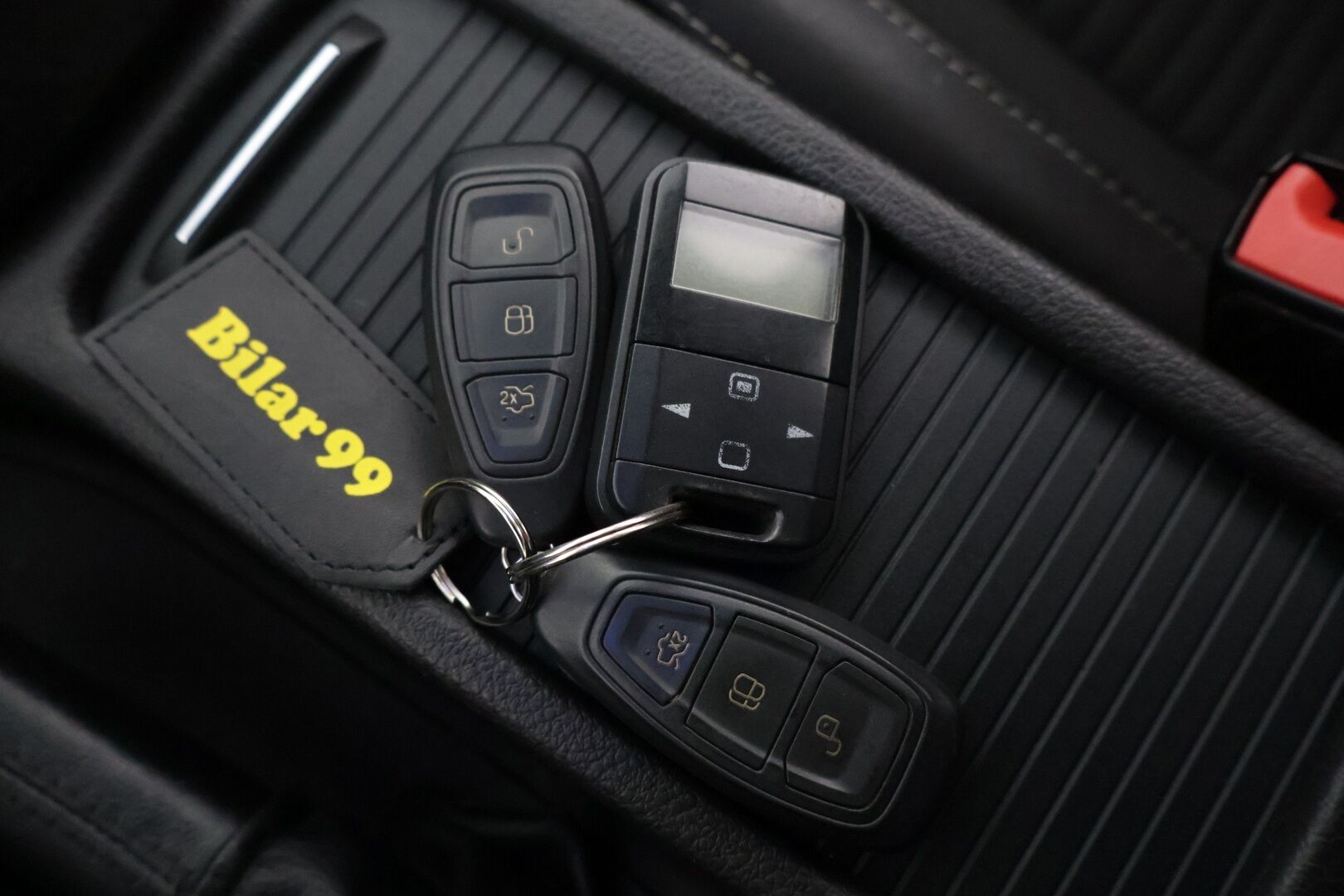 Ford Focus 2016 2,0 TDCi 150 hv PowerShift A6 Titanium** Kamera / Adapt. Vakkari / Koukku / Puolinahat** - Juuri huollettu! Kahdet renkaat! Sähköpenkit!