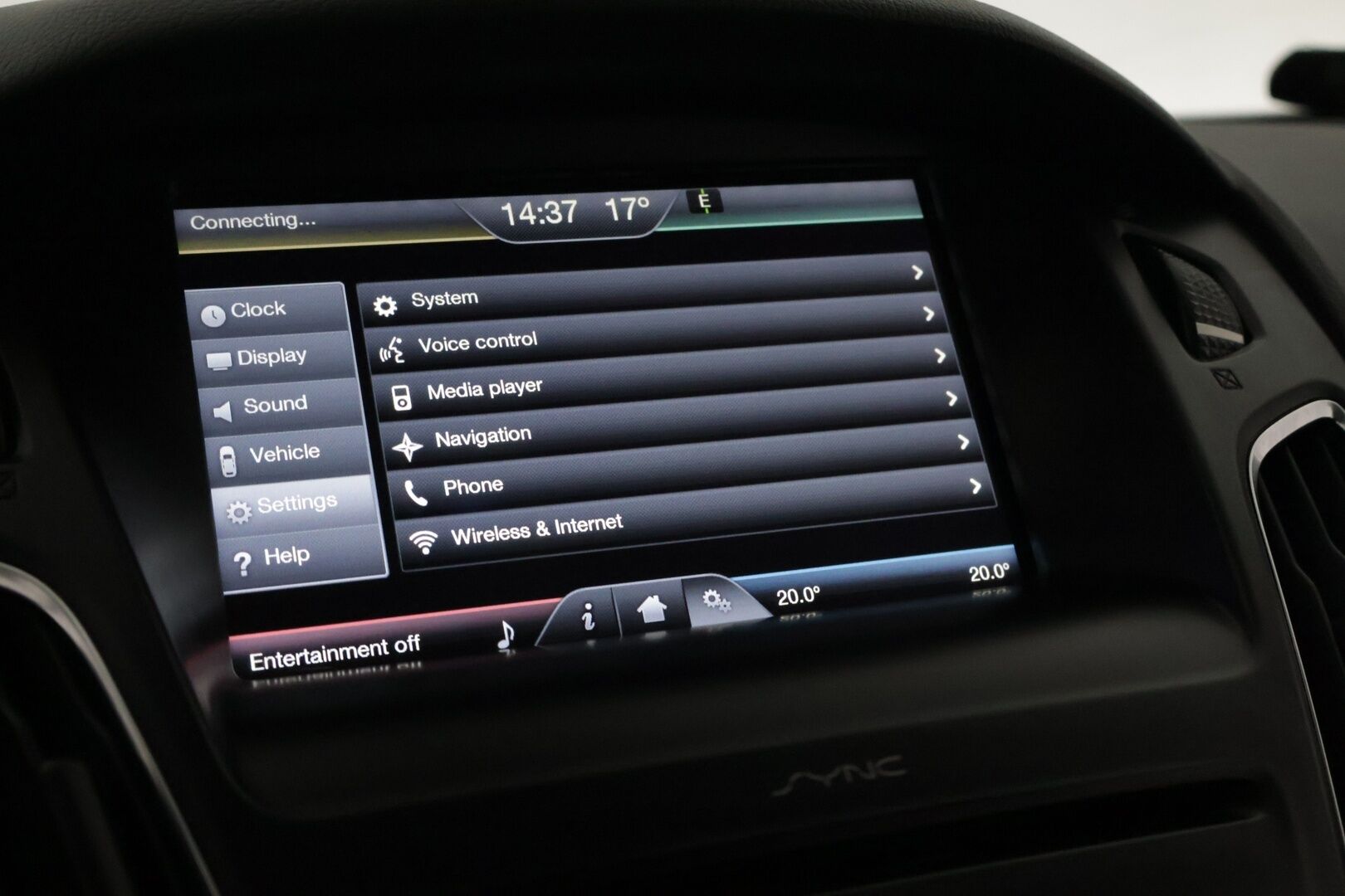 Ford Focus 2016 2,0 TDCi 150 hv PowerShift A6 Titanium** Kamera / Adapt. Vakkari / Koukku / Puolinahat** - Juuri huollettu! Kahdet renkaat! Sähköpenkit!
