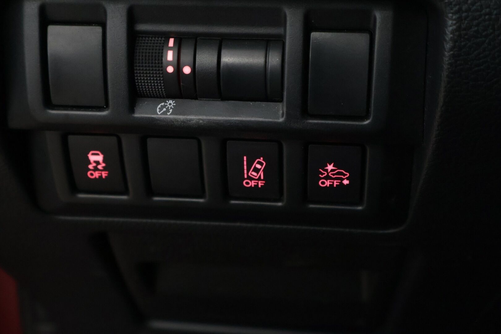 Subaru Outback 2016 2,0 TD Ridge CVT * Adapt. Vak / Avaimeton kulku / Muistipenkki / Peruutuskamera / Vetokoukku * - Suomi auto / Juuri huollettu / Erittäin hyvä ajolleen / Maalipinta upeassa kunnossa *