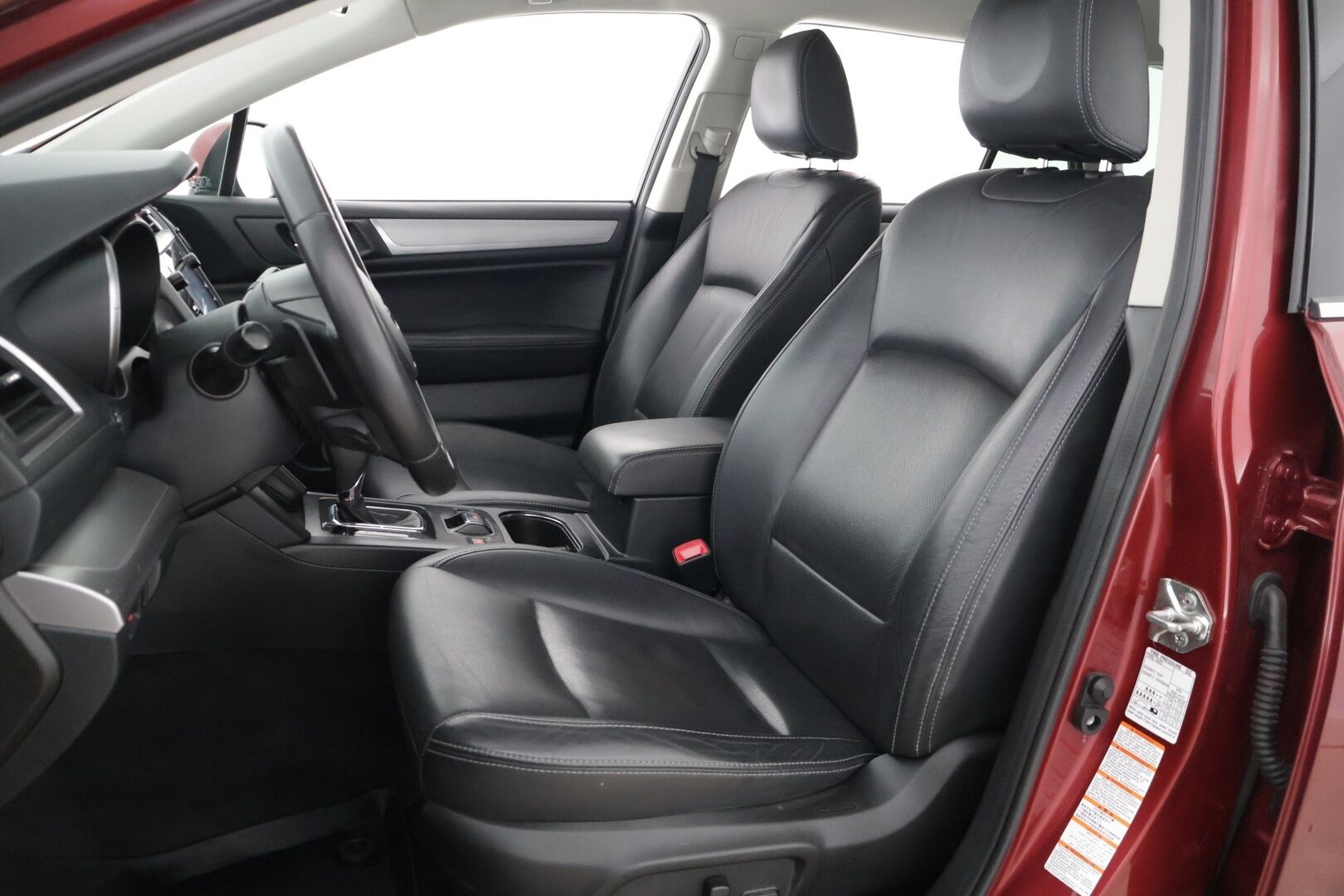 Subaru Outback 2016 2,0 TD Ridge CVT * Adapt. Vak / Avaimeton kulku / Muistipenkki / Peruutuskamera / Vetokoukku * - Suomi auto / Juuri huollettu / Erittäin hyvä ajolleen / Maalipinta upeassa kunnossa *