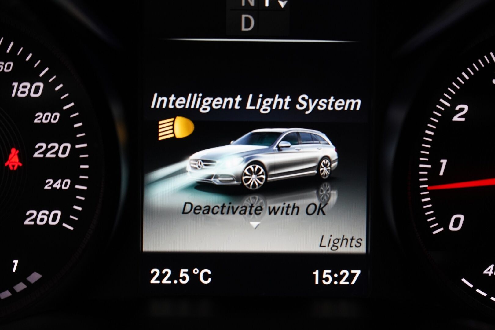 Mercedes-Benz C 2017 180 T A Premium Business - Puolinahat | S-kontti | Peruutustutkat | ILS-ledit | Bluetooth | Vakionopeudensädin