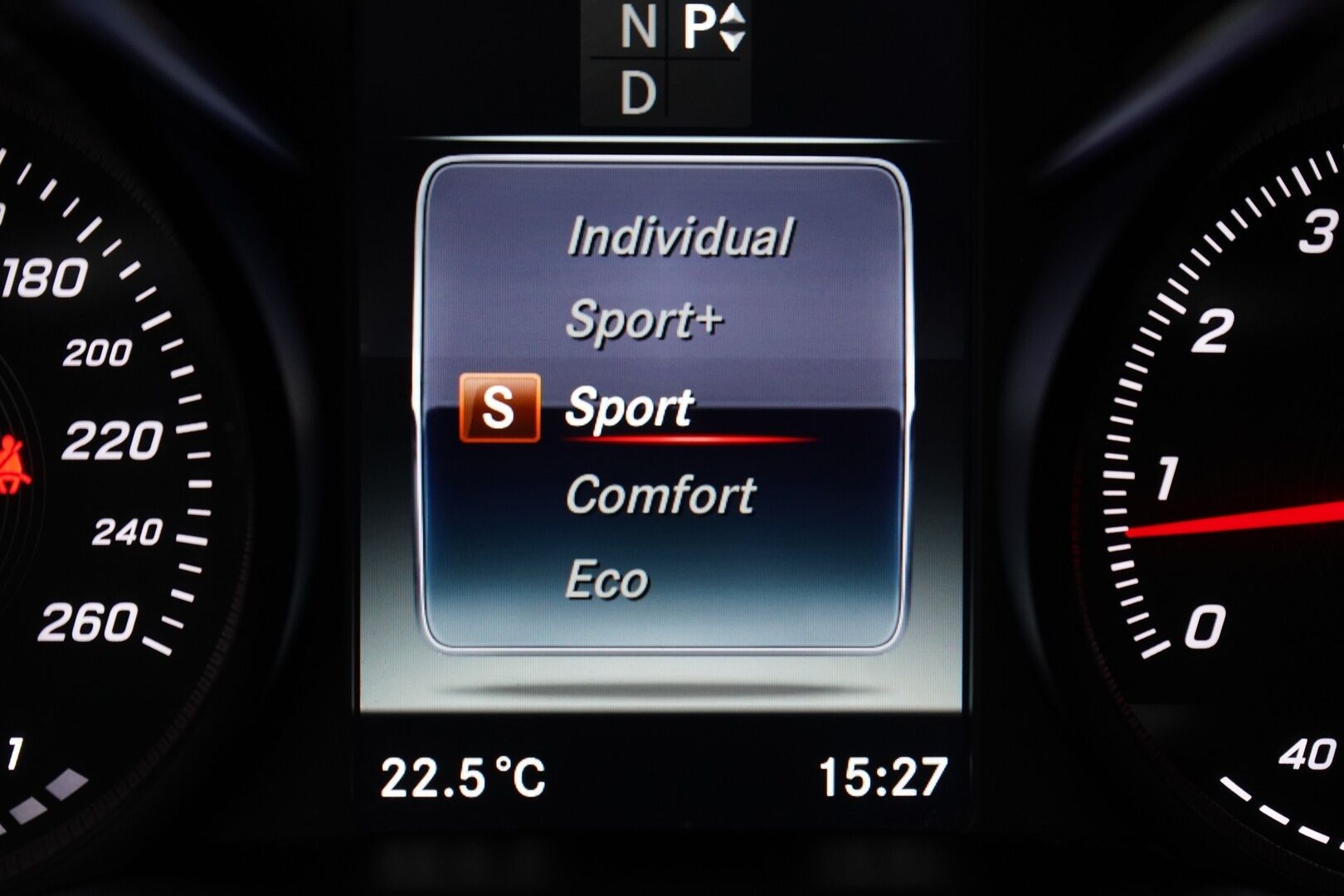 Mercedes-Benz C 2017 180 T A Premium Business - Puolinahat | S-kontti | Peruutustutkat | ILS-ledit | Bluetooth | Vakionopeudensädin