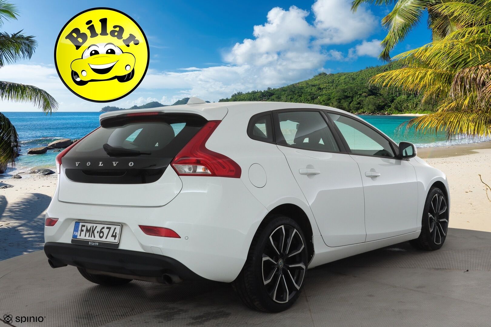 Volvo V40 2017 T3 Business aut - | 1-om suomiauto | Merkkihuollot | Webasto | LED | Digimittari | Vakkari | Bluetooth | City Safety | Penkinlämmittimet | 2x renkaat aluvantein | 