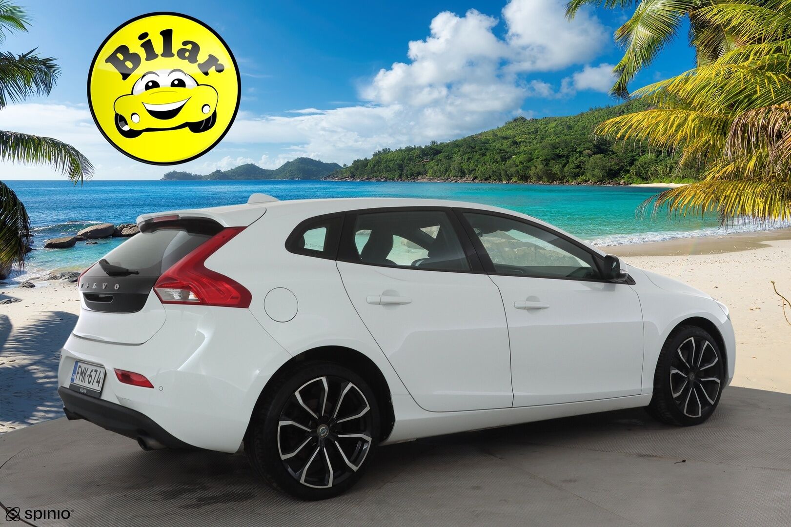 Volvo V40 2017 T3 Business aut - | 1-om suomiauto | Merkkihuollot | Webasto | LED | Digimittari | Vakkari | Bluetooth | City Safety | Penkinlämmittimet | 2x renkaat aluvantein | 