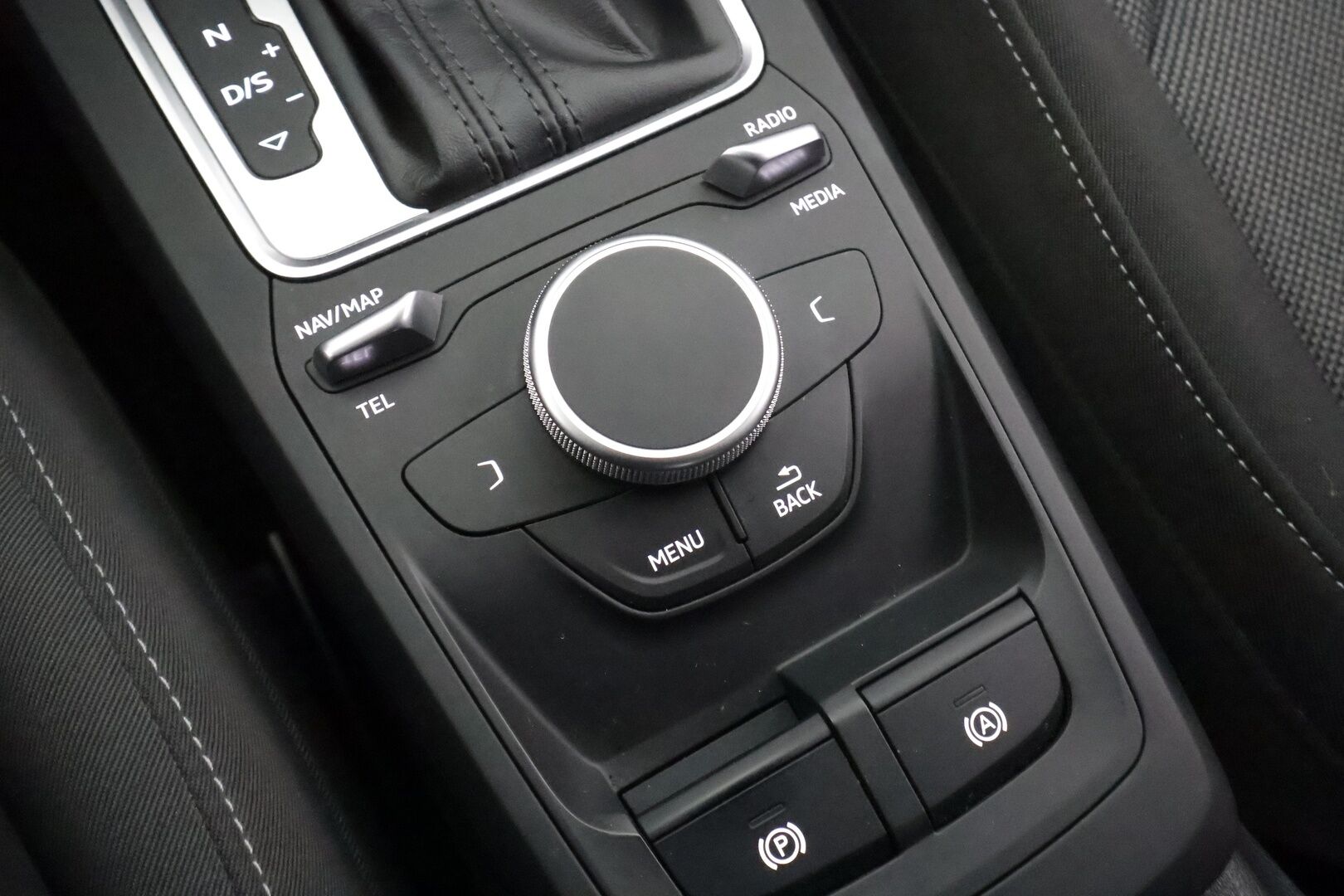 Audi Q2 2017 Business Sport 1,4 TFSI COD 110 kW S tronic * ACC / Koukku / Lohko / LED / Audi Smartphone / Keyless * - Suomi-auto / Kahdet Renkaat