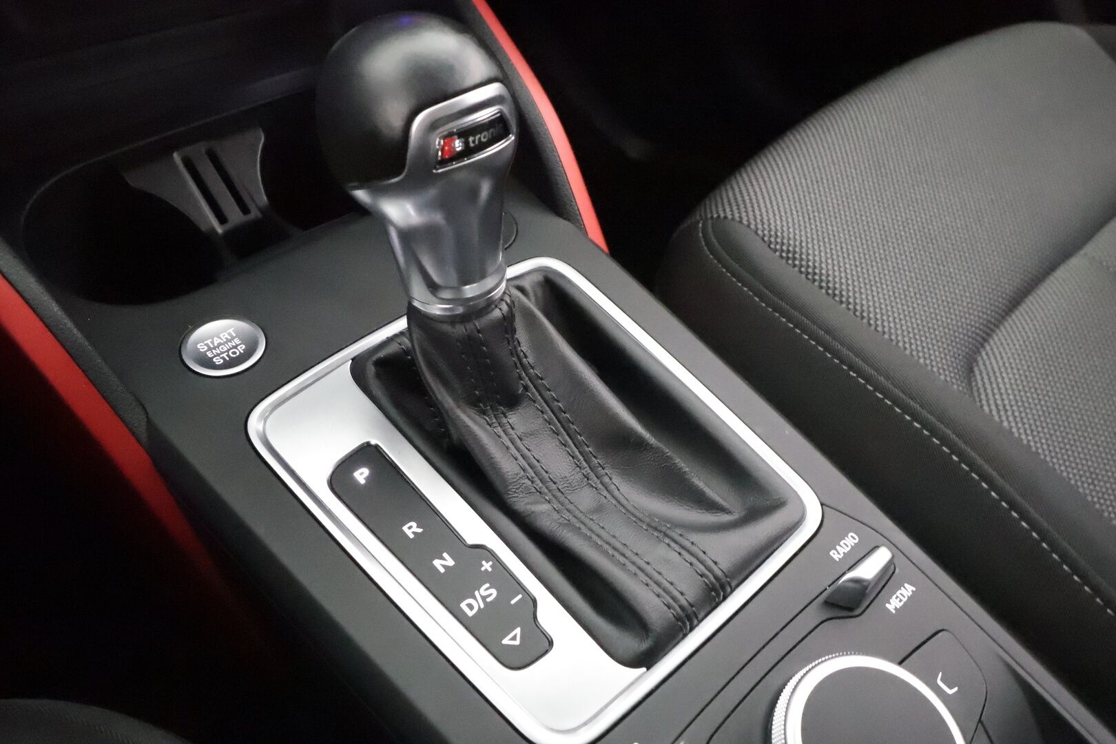 Audi Q2 2017 Business Sport 1,4 TFSI COD 110 kW S tronic * ACC / Koukku / Lohko / LED / Audi Smartphone / Keyless * - Suomi-auto / Kahdet Renkaat