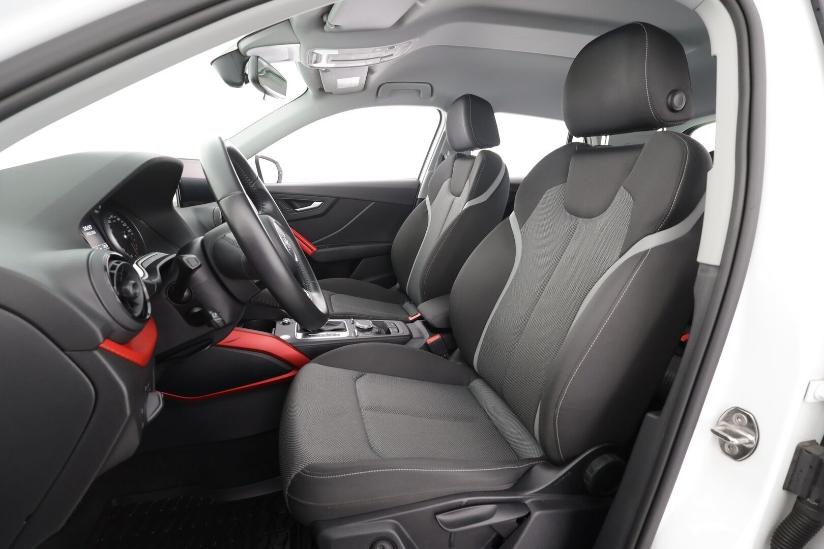 Audi Q2 2017 Business Sport 1,4 TFSI COD 110 kW S tronic * ACC / Koukku / Lohko / LED / Audi Smartphone / Keyless * - Suomi-auto / Kahdet Renkaat