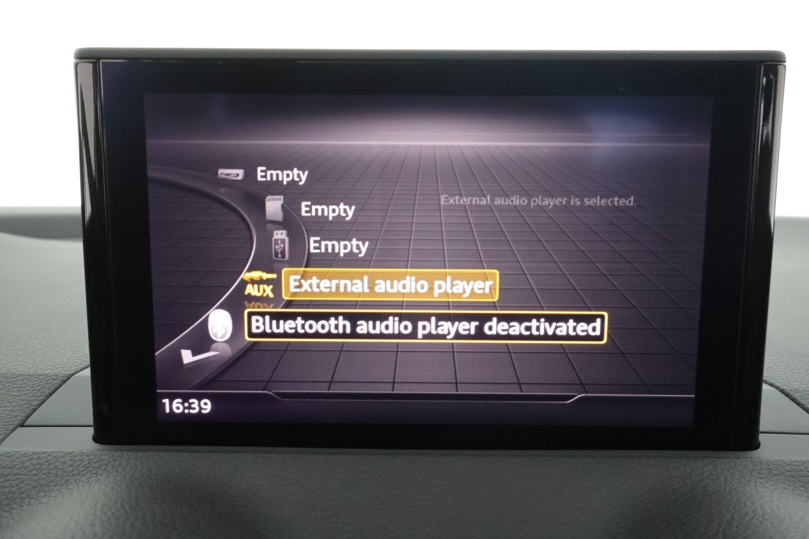 Audi Q2 2017 Business Sport 1,4 TFSI COD 110 kW S tronic * ACC / Koukku / Lohko / LED / Audi Smartphone / Keyless * - Suomi-auto / Kahdet Renkaat