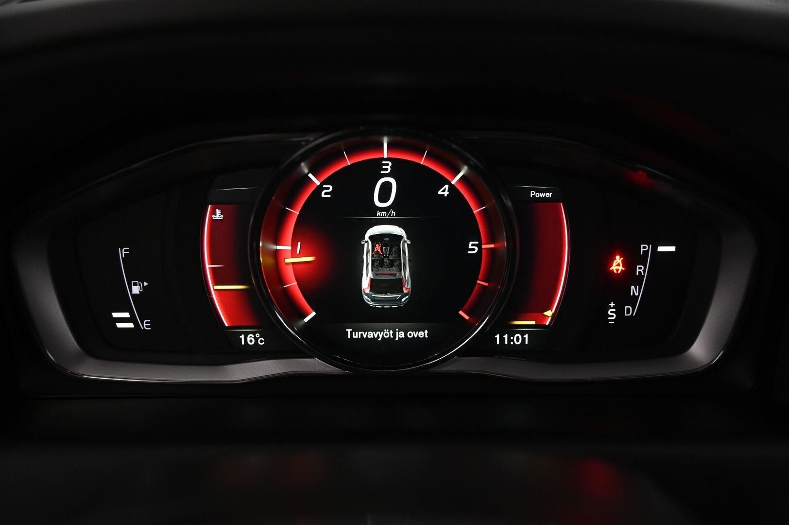 Volvo XC60 2017 D4 Business Classic R-Design aut / Webasto / VOC / Vetokoukku / Peruutuskamera / - Suomi-auto / Kahdet renkaat / Hyvät huollot 