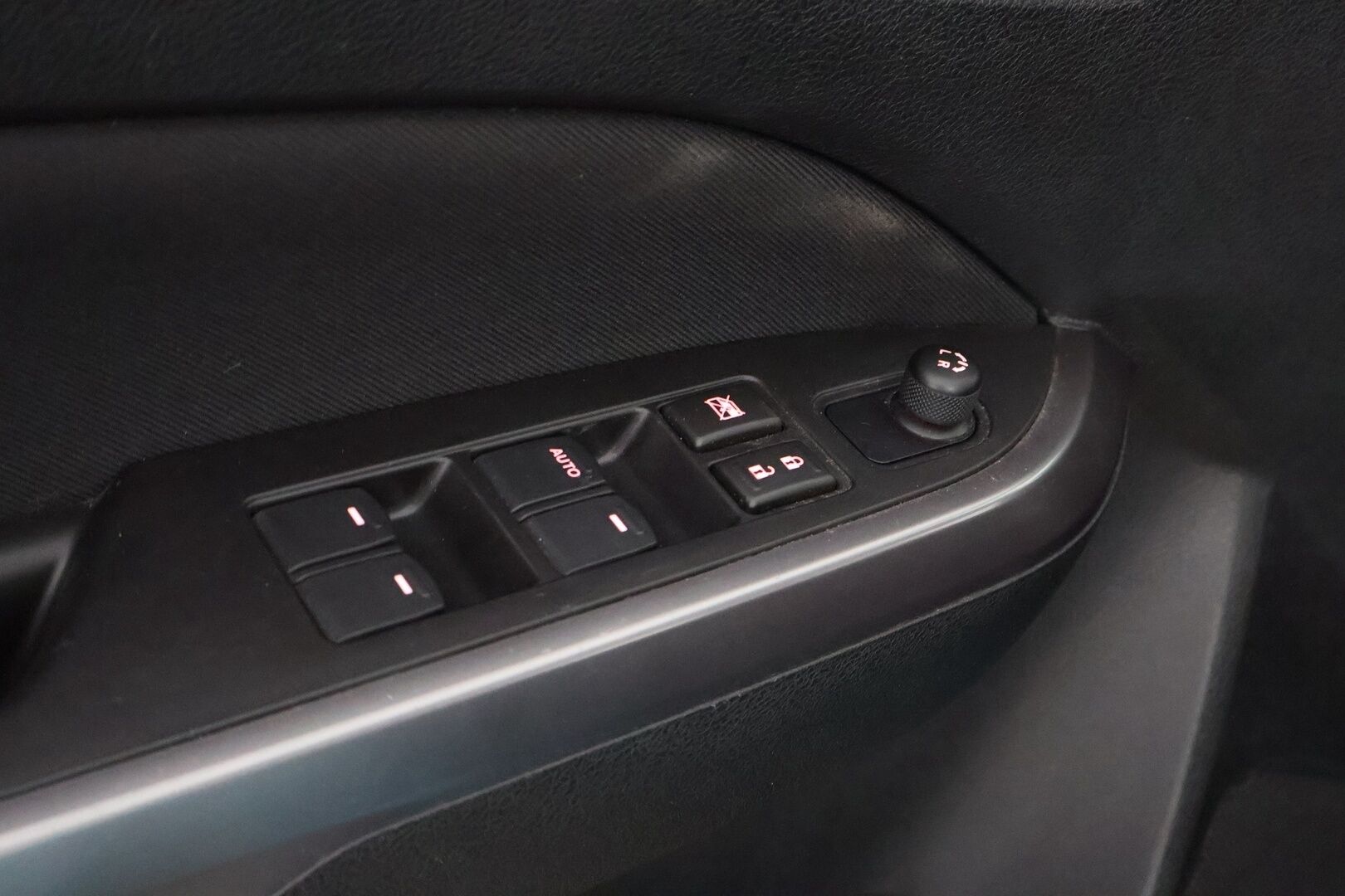 Suzuki Vitara 2019 112 BOOSTERJET 4WD GL+ 6AT - 1Om Suomiauto / Adapt.Vakkari / Peruutuskamera / BLIS / Juuri tullut Tampereelle!