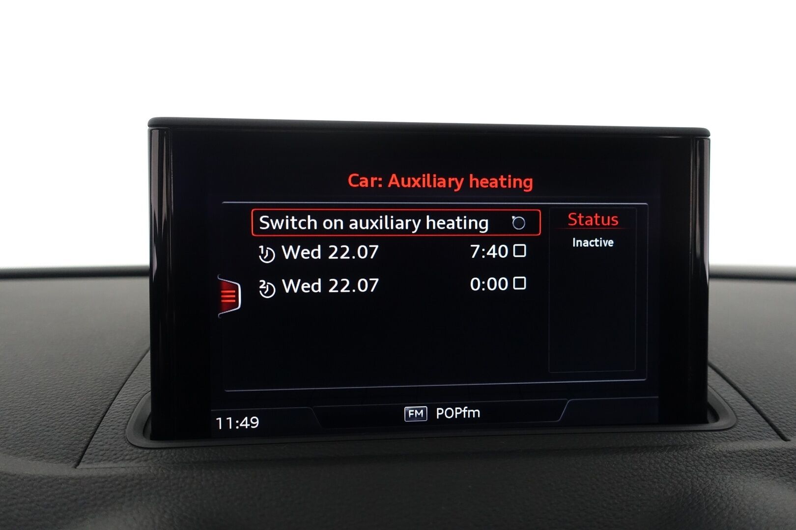 Audi A3 2016 Sedan Business 1,0 TFSI 85 kW - | Juuri Huollettu! | Webasto | Suomi-auto | Vetokoukku | Vakionopeudensäädin | Bluetooth | P. Tutka | Penkinlämmitys | Kahdet renkaat | MMI- näyttö | 