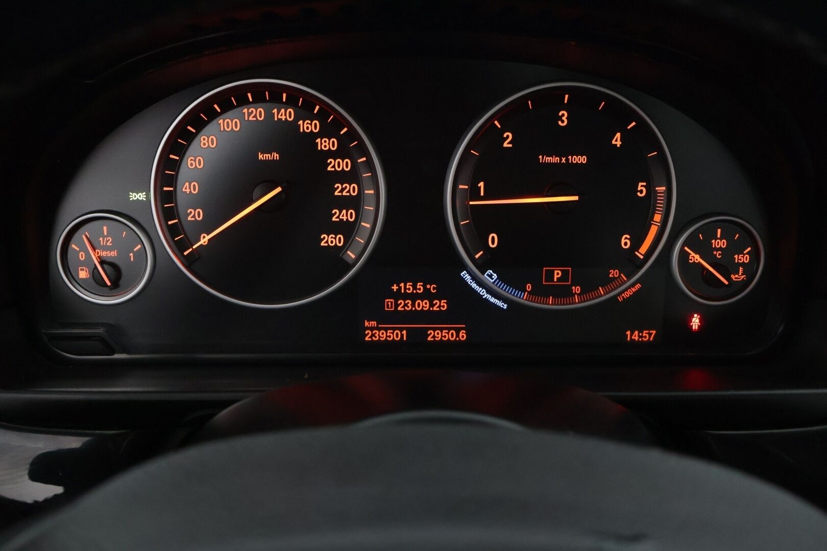 BMW 518 2017 F11 Touring 518d A Business Exclusive Edition** Tutkat / Sporttipenkit / Ruskeat nahat / Sähkö- luukku* - Ei AdBlue / Kahdet hyvät renkaat vanteineen