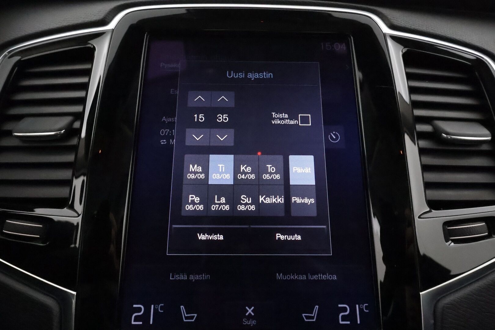 Volvo XC90 2017 D5 AWD Inscription aut **Panorama / HUD / Ilma-alusta / Webasto / Koukku / Adapt.Vakkari / Sporttinahat Muistilla** - 3,99 % KORKOTARJOUS TÄHÄN AUTOON - Suomi-auto / Kahdet renkaat