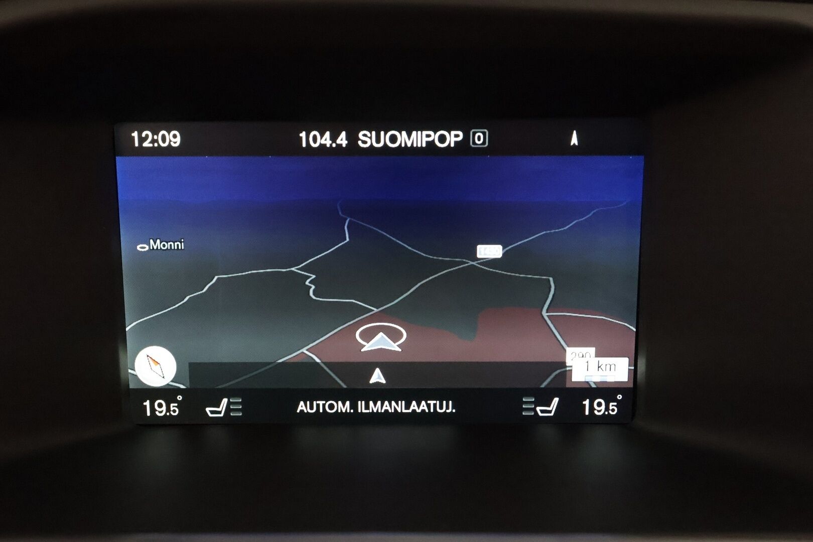 Volvo V60 2017 D4 Business aut ** Webasto / Koukku / Adapt.Vakkari / XENON-valot / P.tutka / Navi / Kaistavahti ** - Suomi-auto / Kahdet Renkaat 