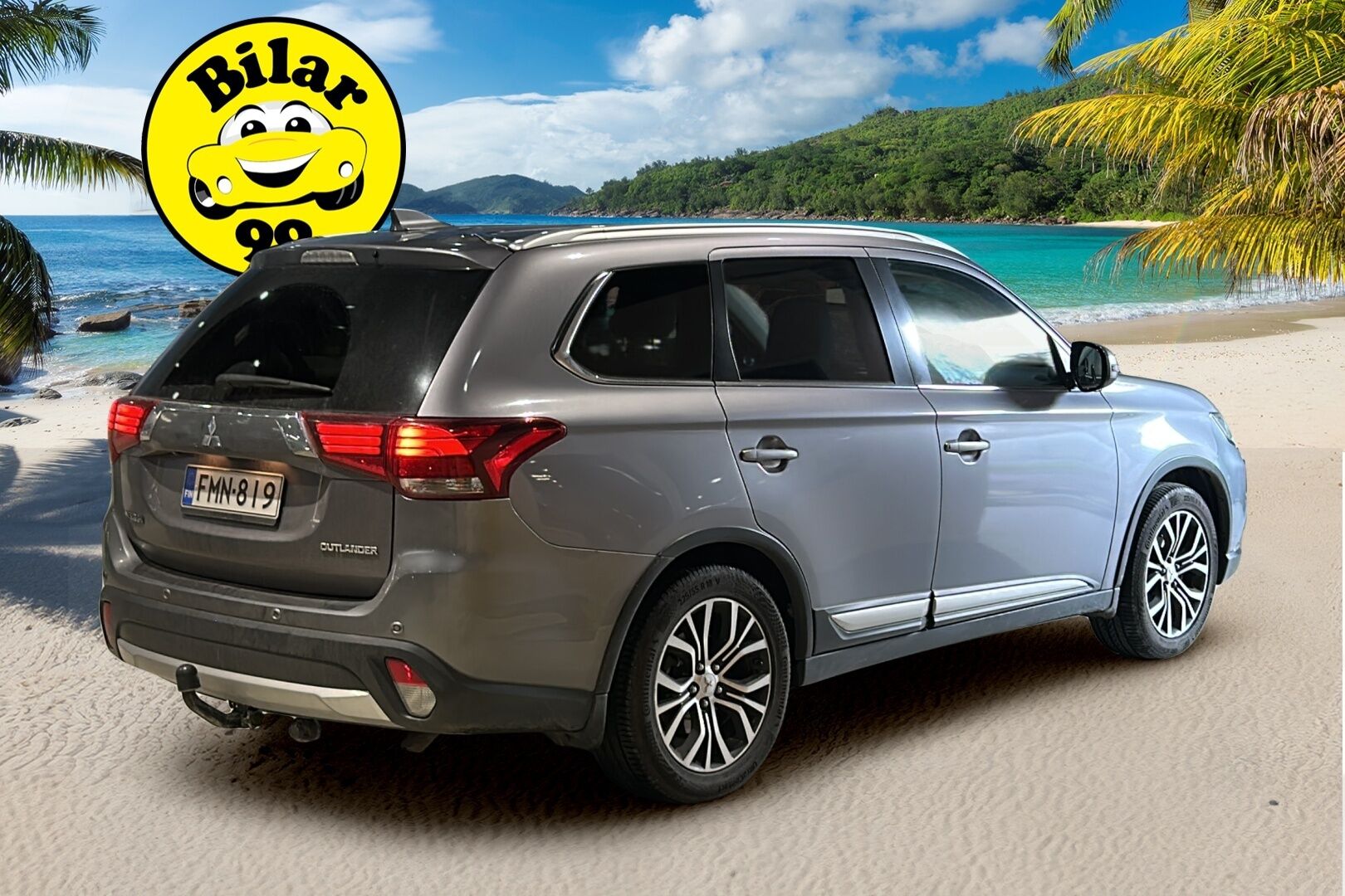 Mitsubishi Outlander 2017 2,2 DI-D Instyle NAVI AT 4WD 7P / Adapt. vak / Vetokoukku / Nahat / Rockford / Keyless - 7-Paikkainen / LED-Lisävalo / Suomi-Auto