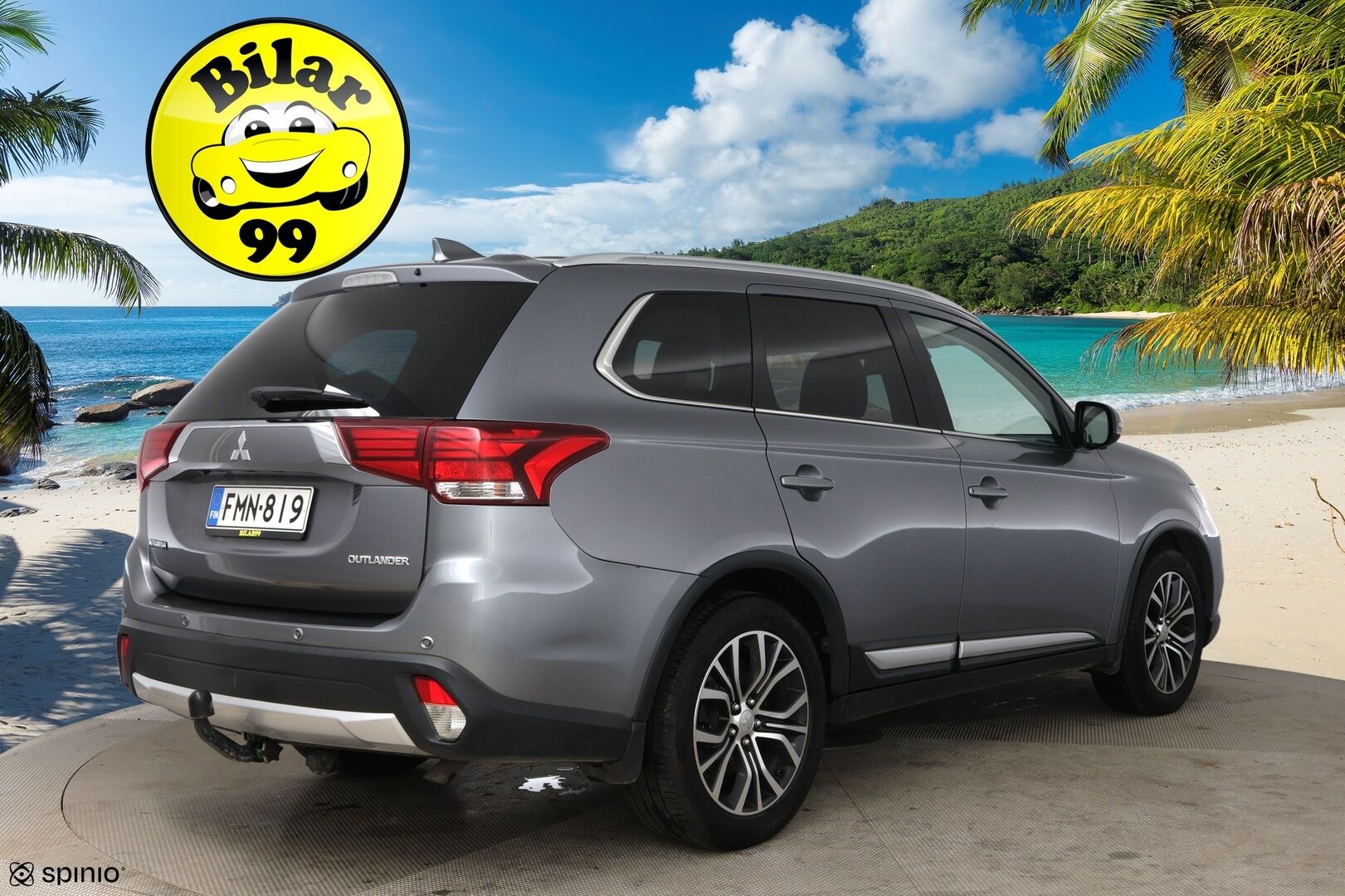 Mitsubishi Outlander 2017 2,2 DI-D Instyle NAVI AT 4WD 7P / Adapt. vak / Vetokoukku / Nahat / Rockford / Keyless - 7-Paikkainen / LED-Lisävalo / Suomi-Auto