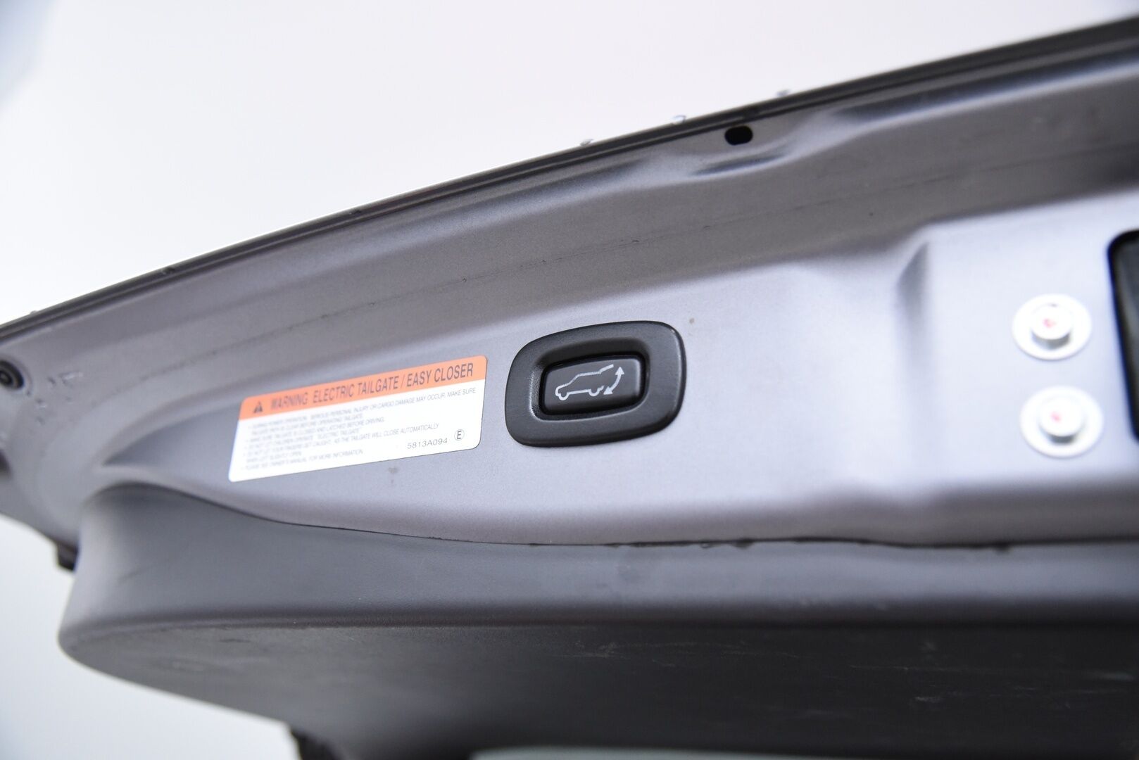 Mitsubishi Outlander 2017 2,2 DI-D Instyle NAVI AT 4WD 7P / Adapt. vak / Vetokoukku / Nahat / Rockford / Keyless - 7-Paikkainen / 360-Kamera / LED-Lisävalo / Suomi-Auto / - HULLU BLACKWEEK KORKOTARJOUS 2,49%